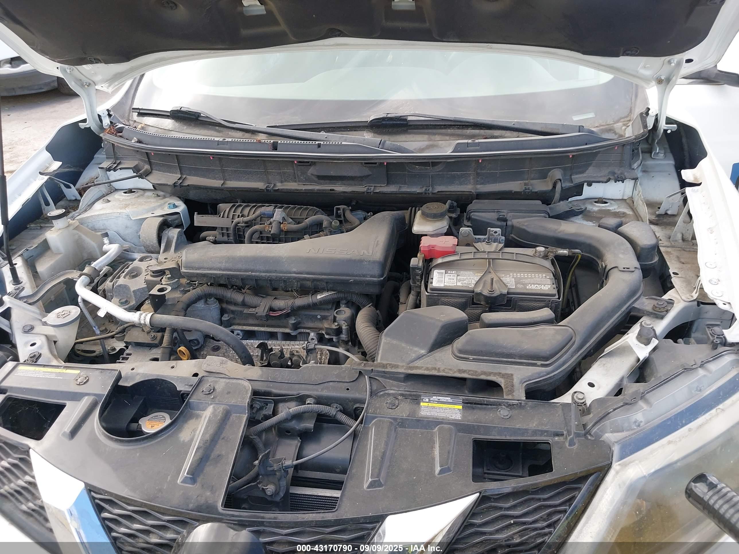NISSAN ROGUE image 10