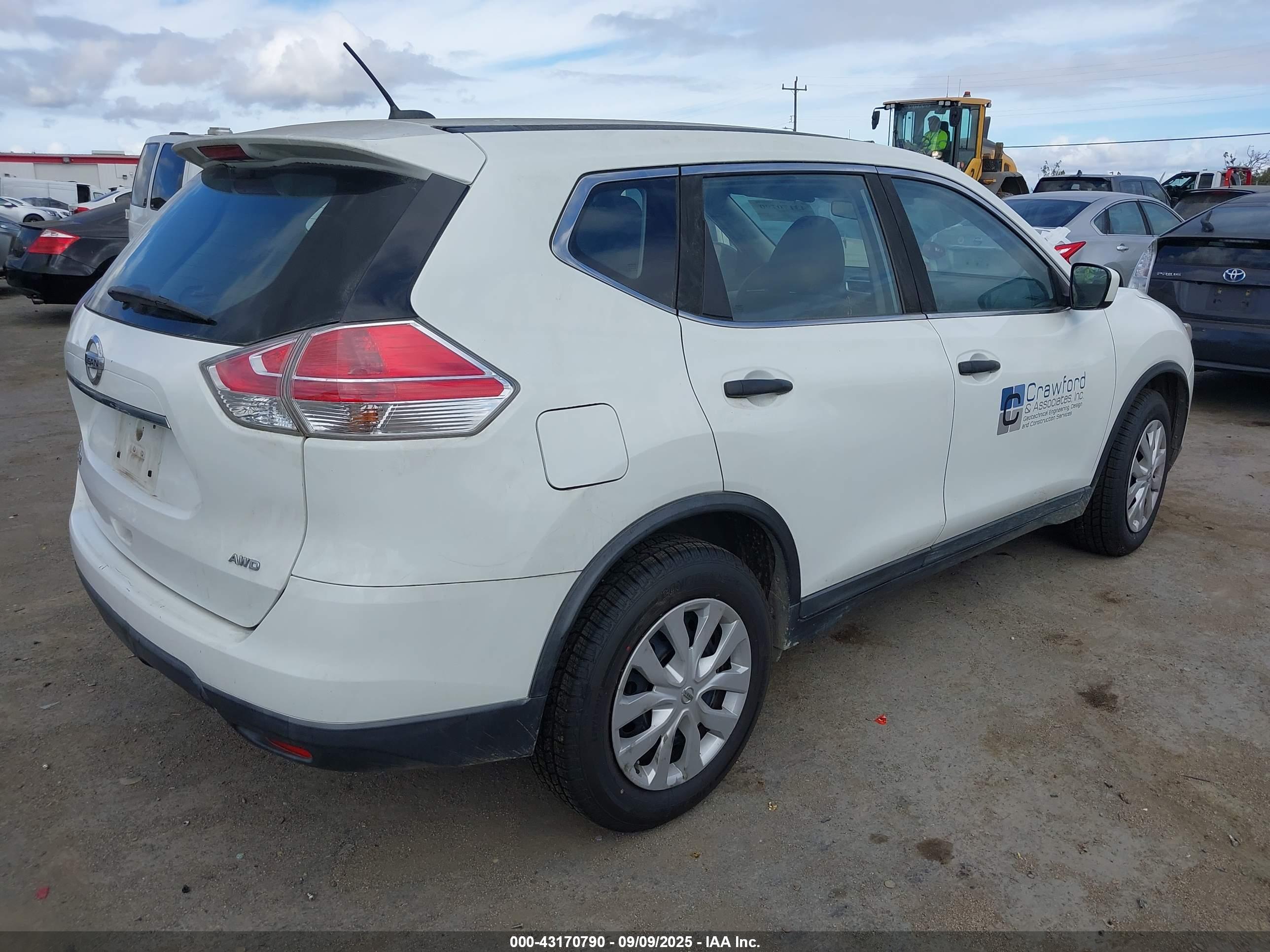 NISSAN ROGUE image 4