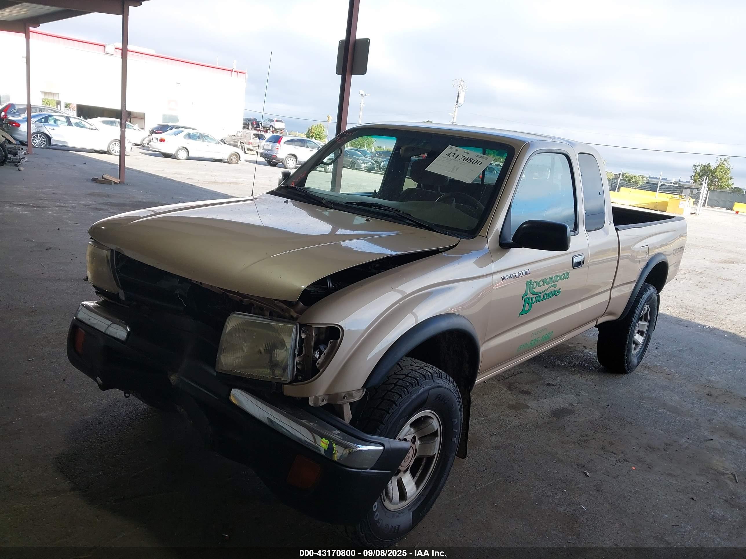 TOYOTA TACOMA image 2
