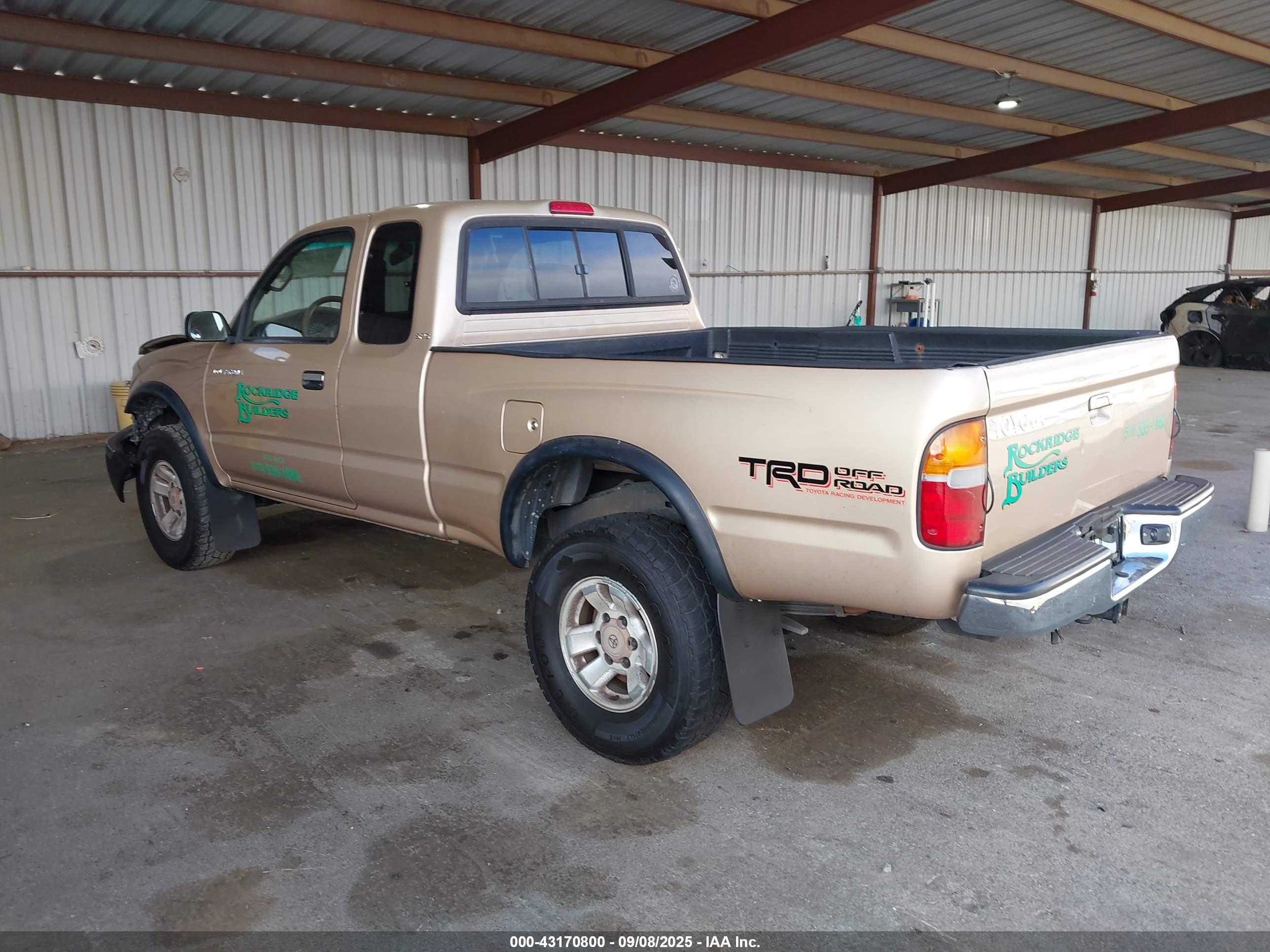 TOYOTA TACOMA image 3