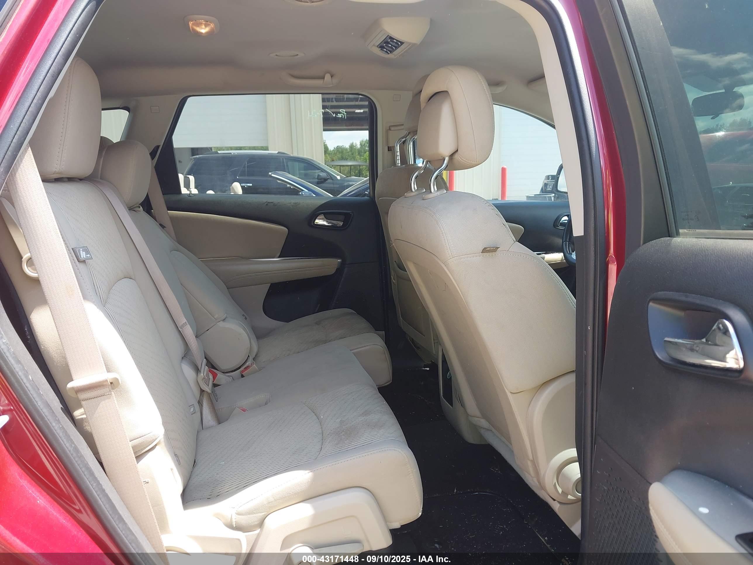 DODGE JOURNEY image 8
