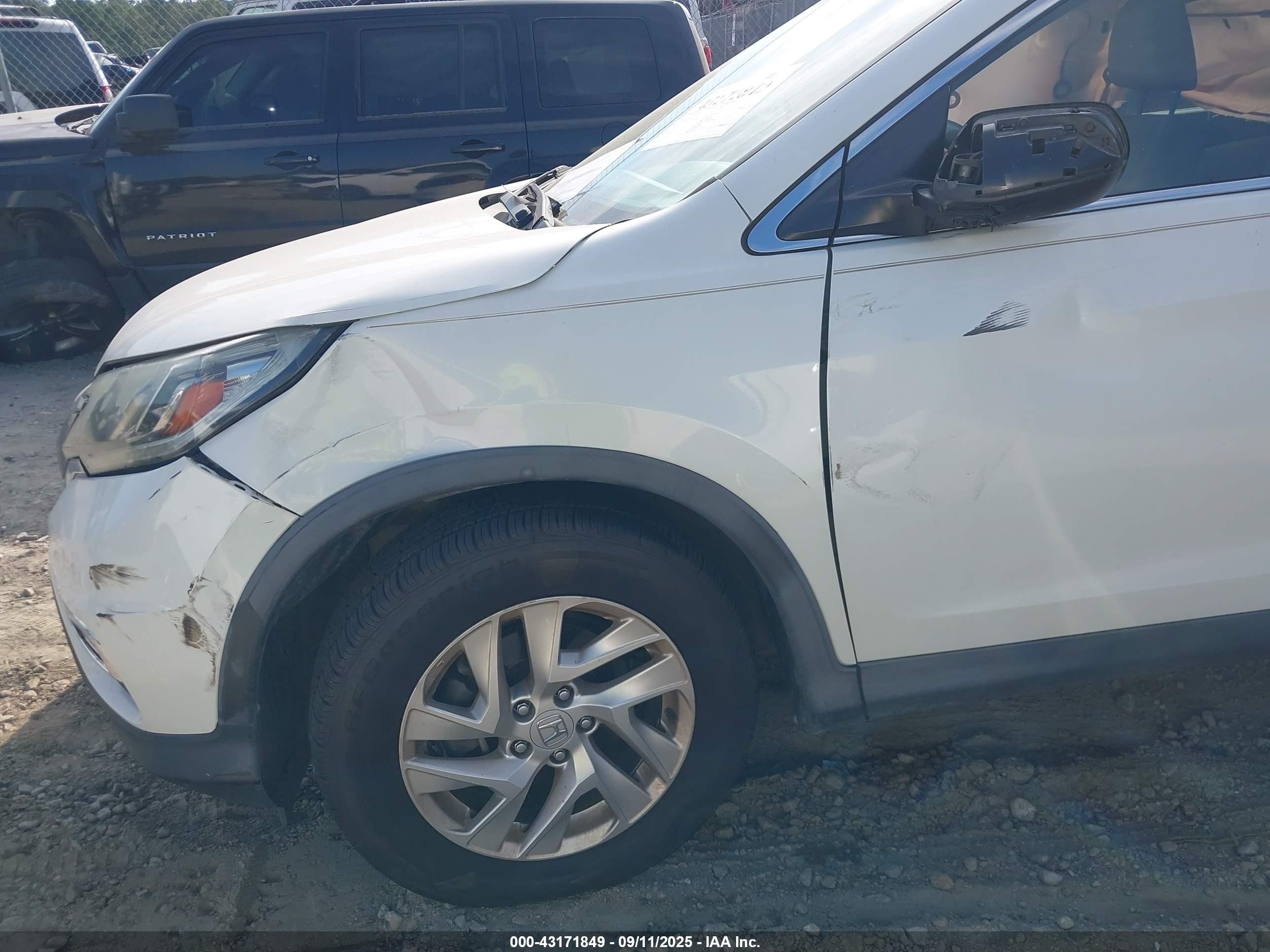 HONDA CR-V image 6