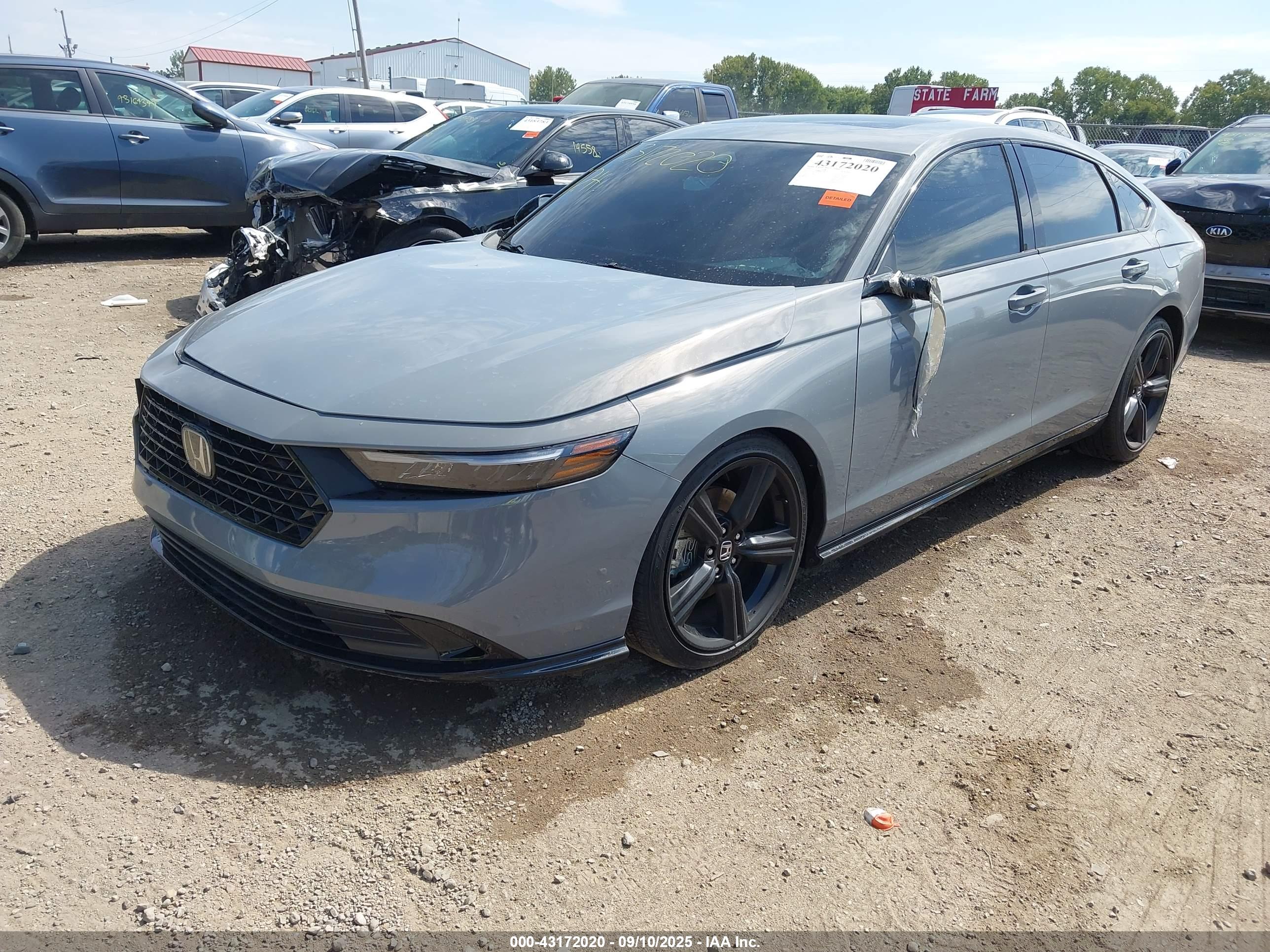 HONDA ACCORD image 2