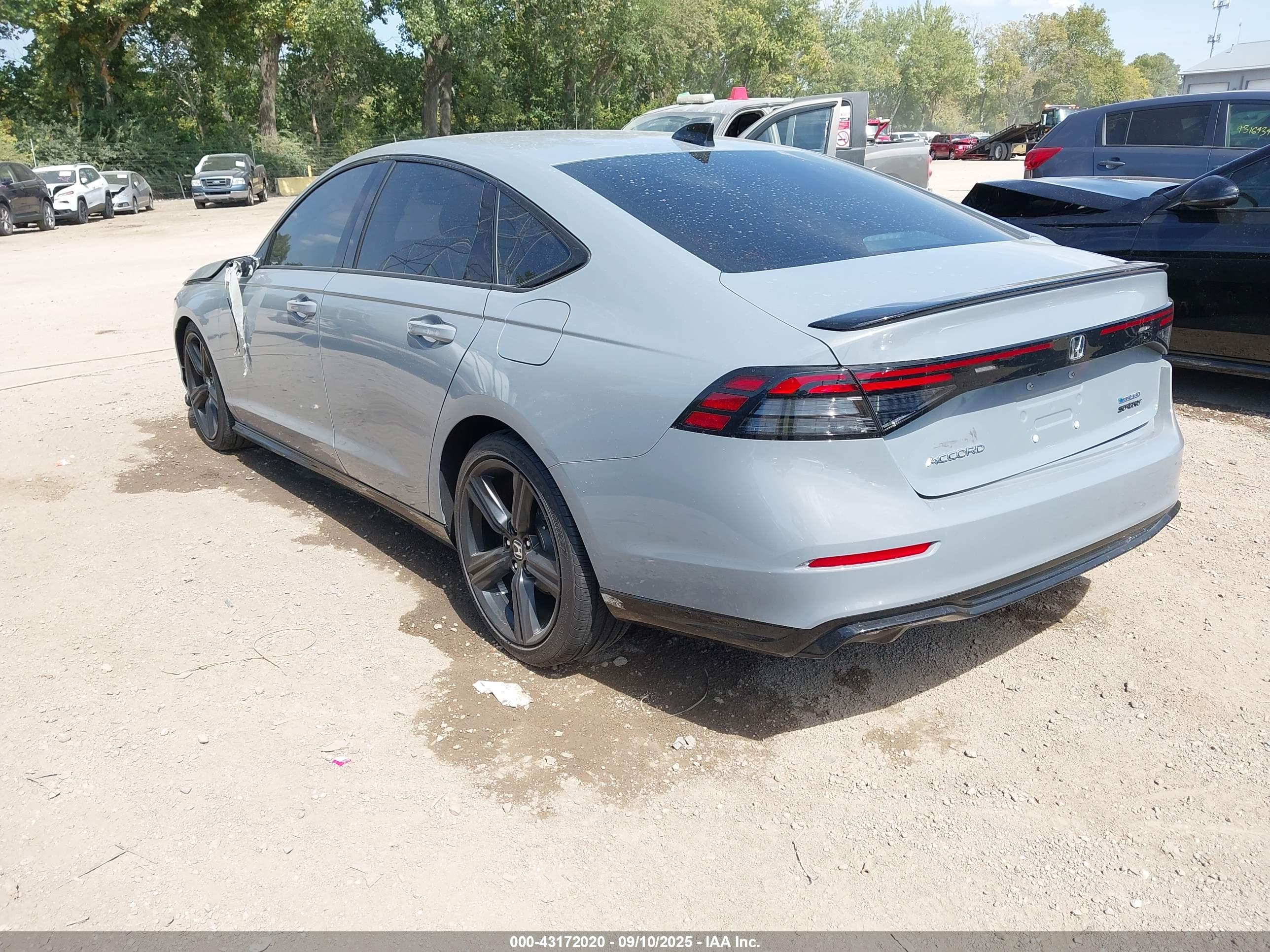 HONDA ACCORD image 3
