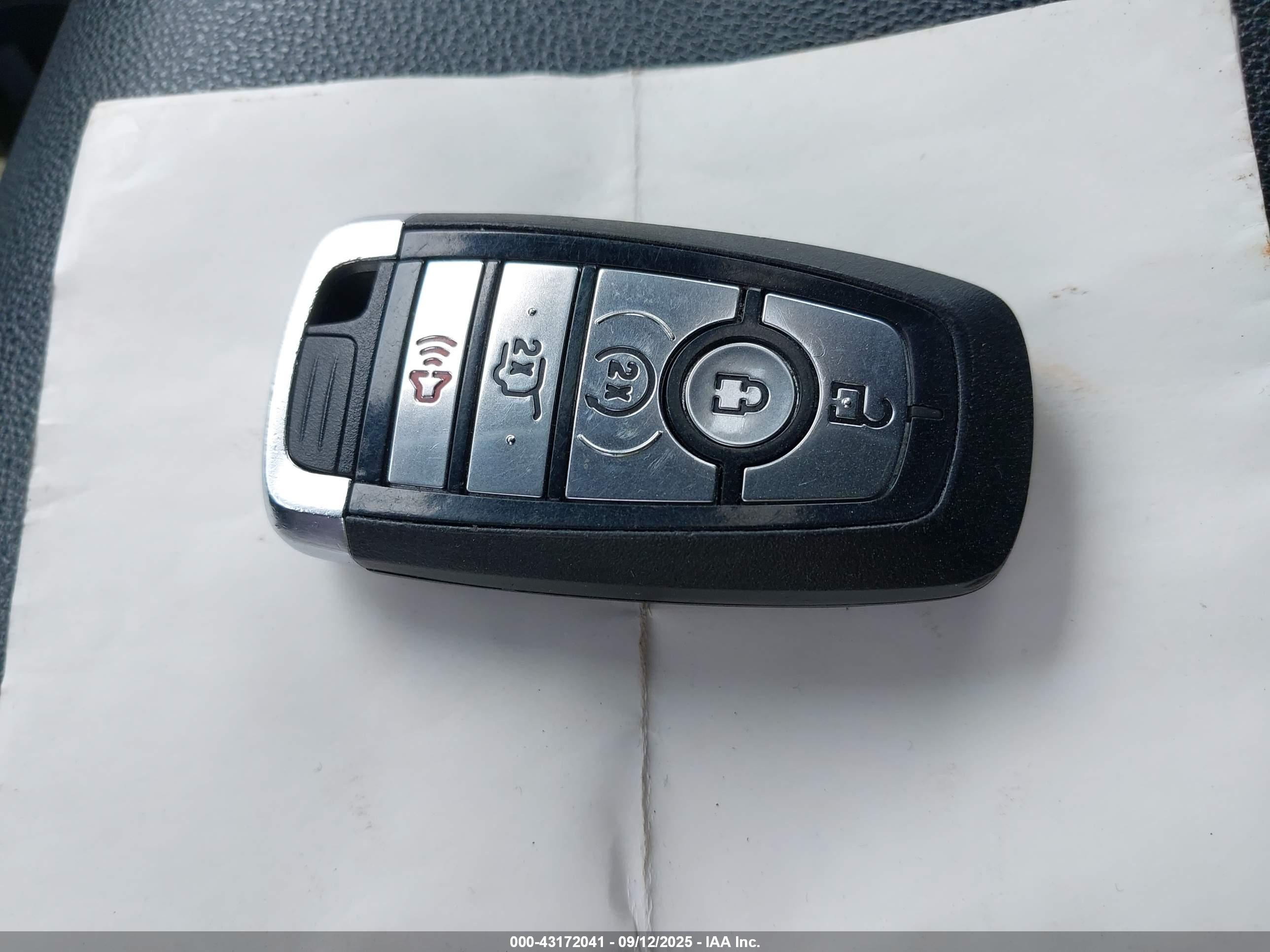 FORD EXPEDITION image 11