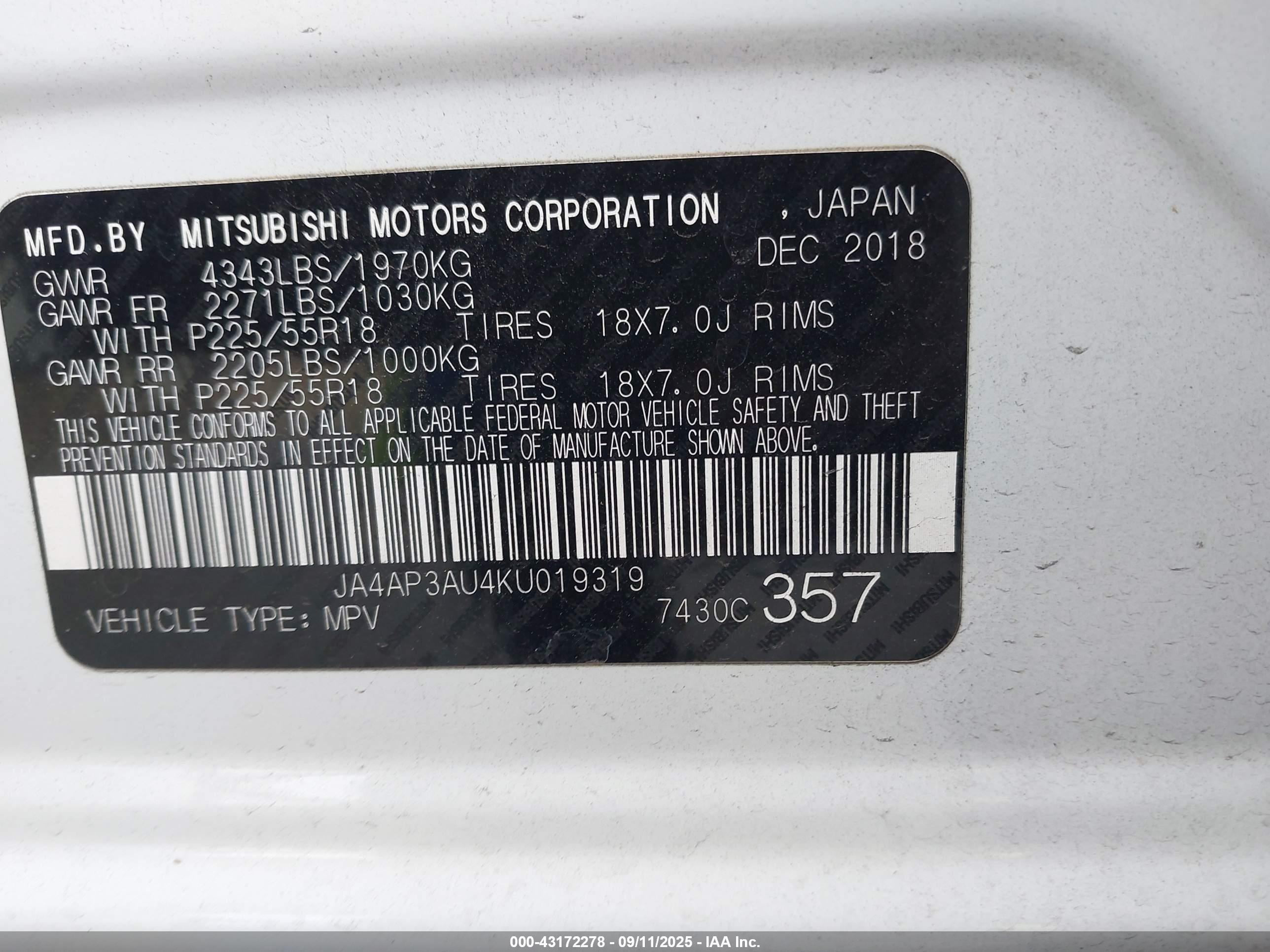 MITSUBISHI OUTLANDER image 9