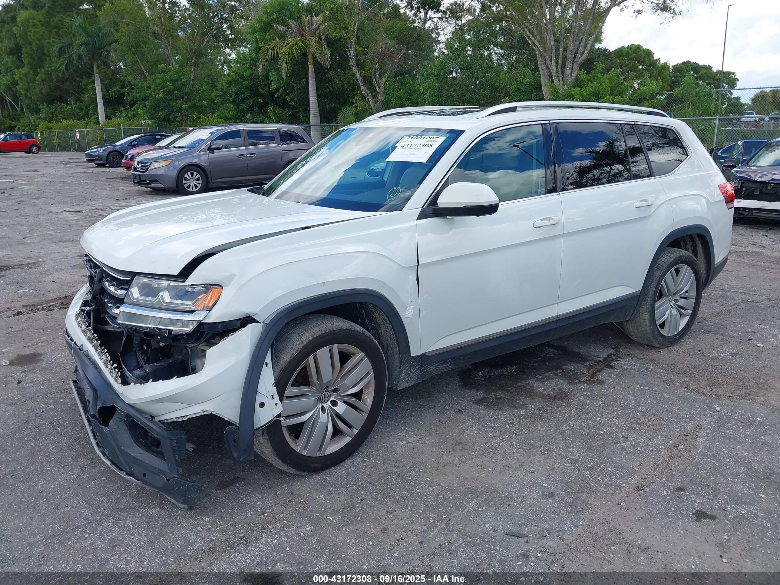 VOLKSWAGEN ATLAS image 2