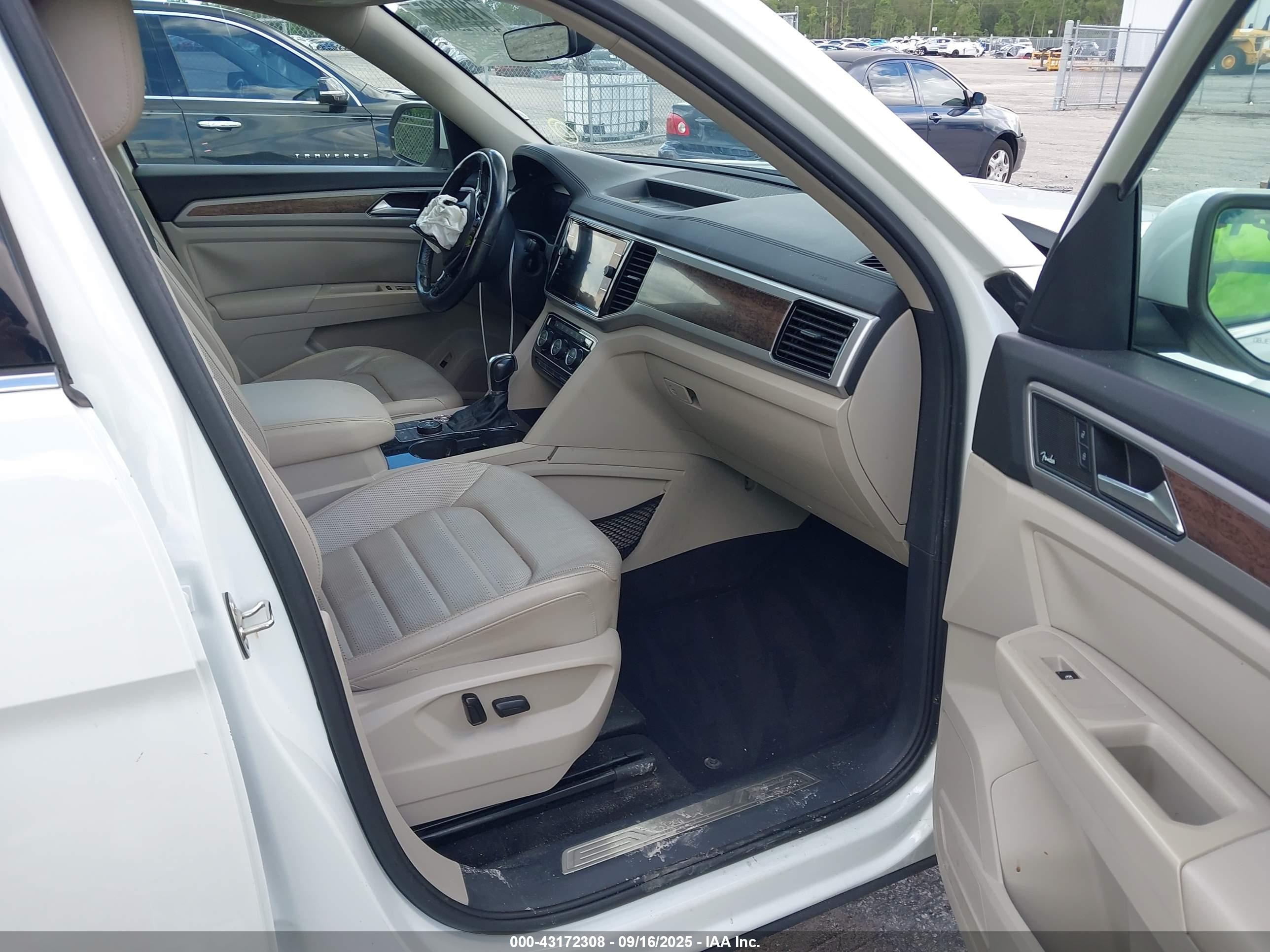 VOLKSWAGEN ATLAS image 5
