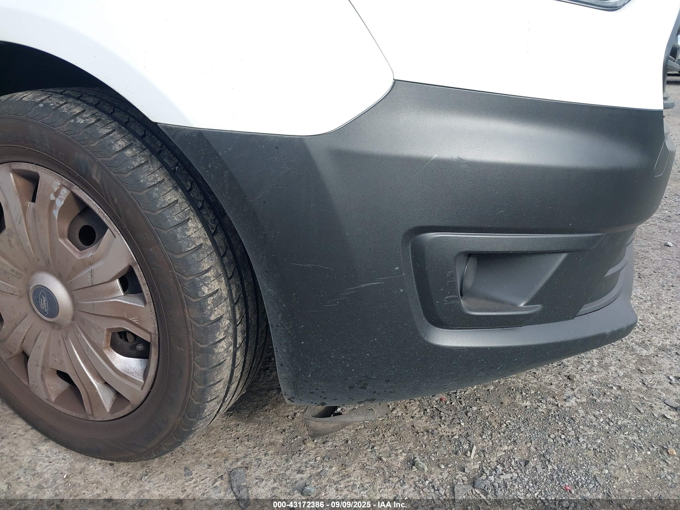 FORD TRANSIT image 6