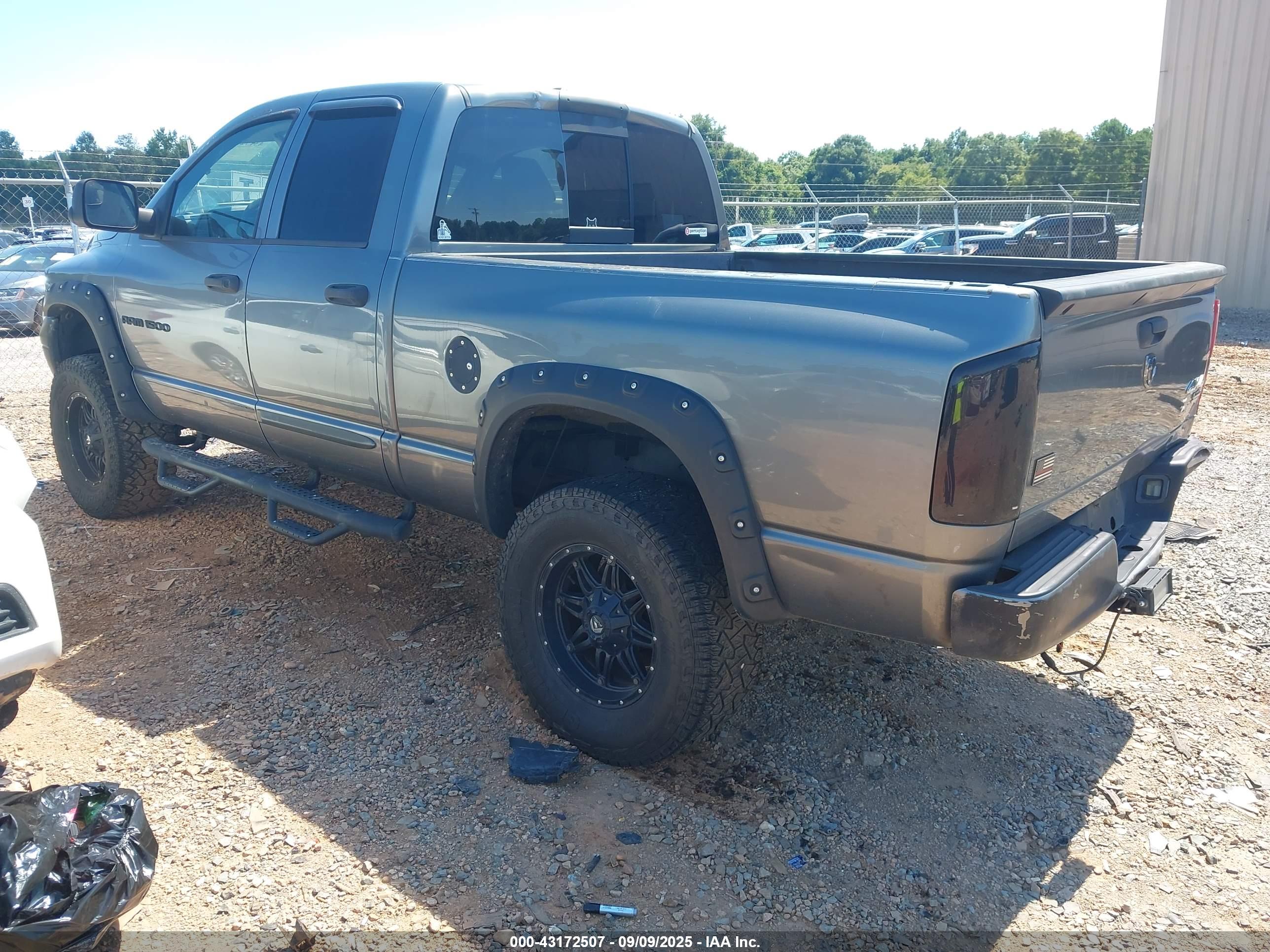 DODGE RAM image 3
