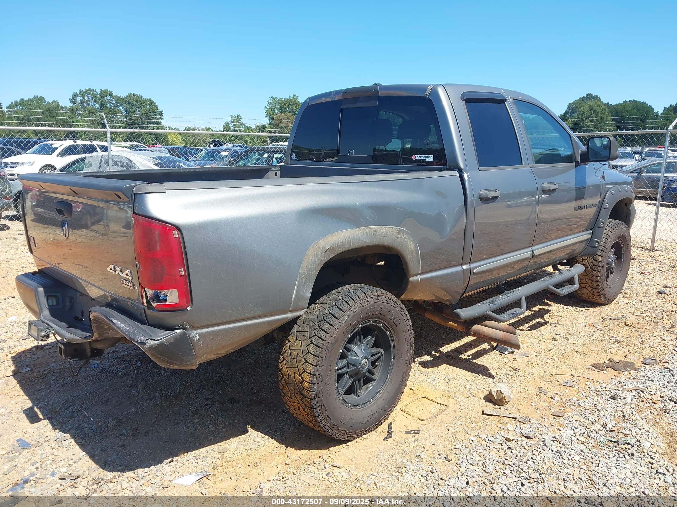 DODGE RAM image 4