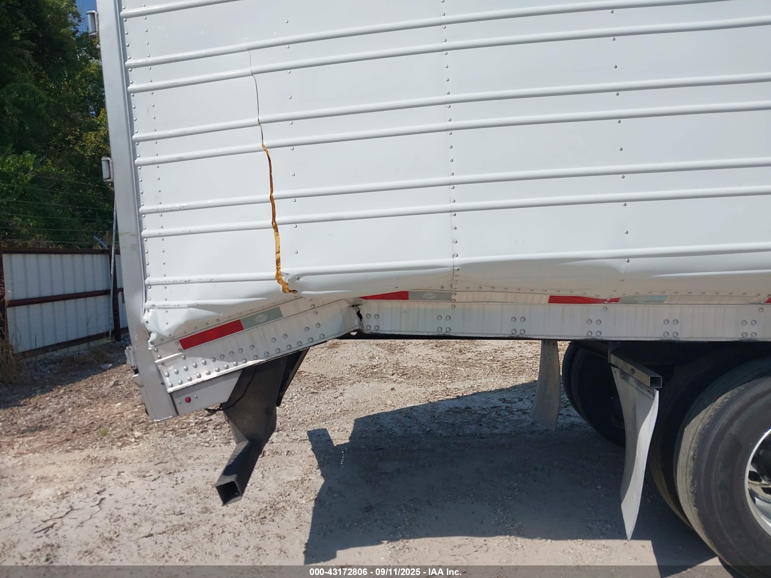 UTILITY TRAILER image 6
