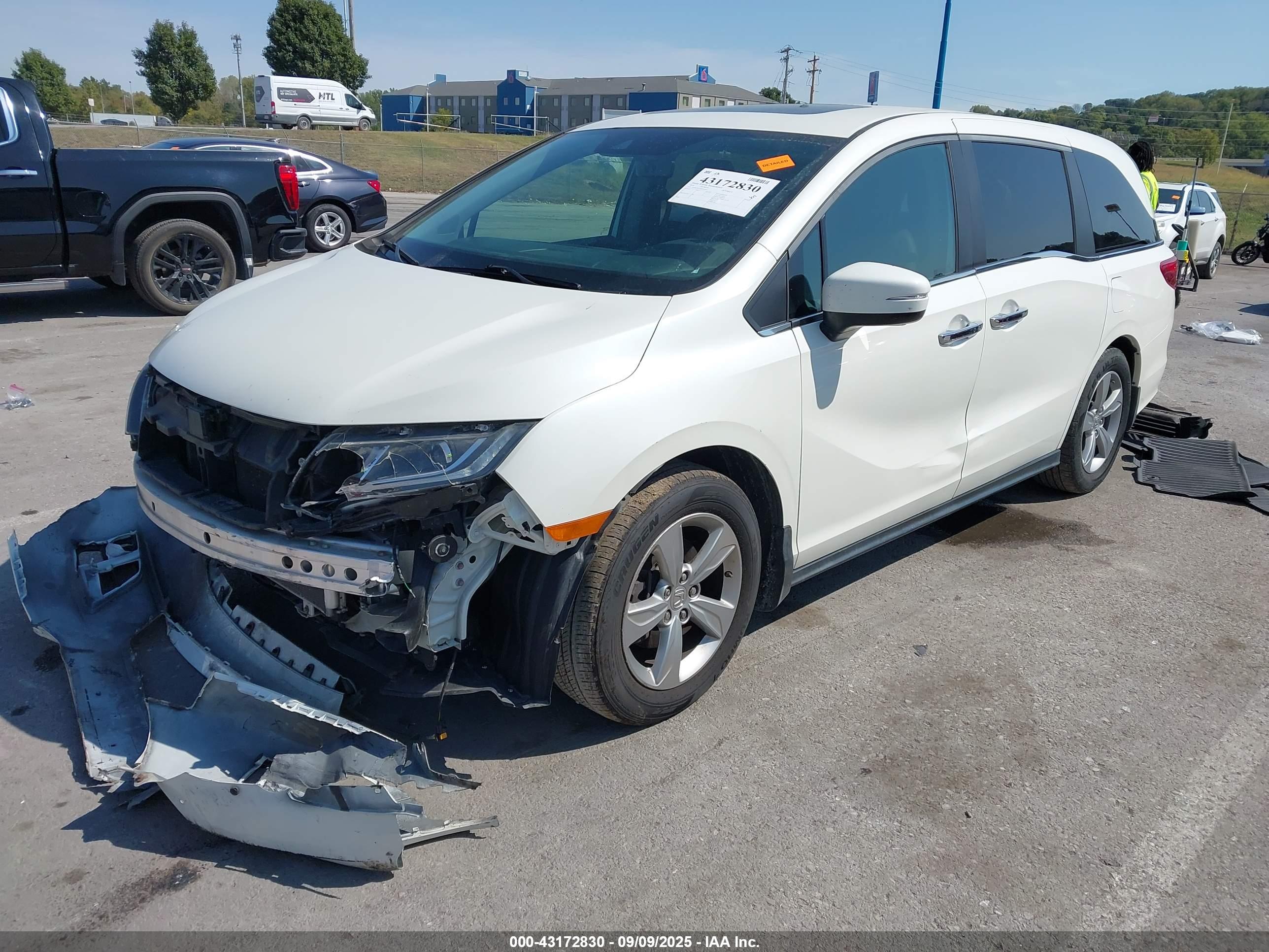 HONDA ODYSSEY image 2