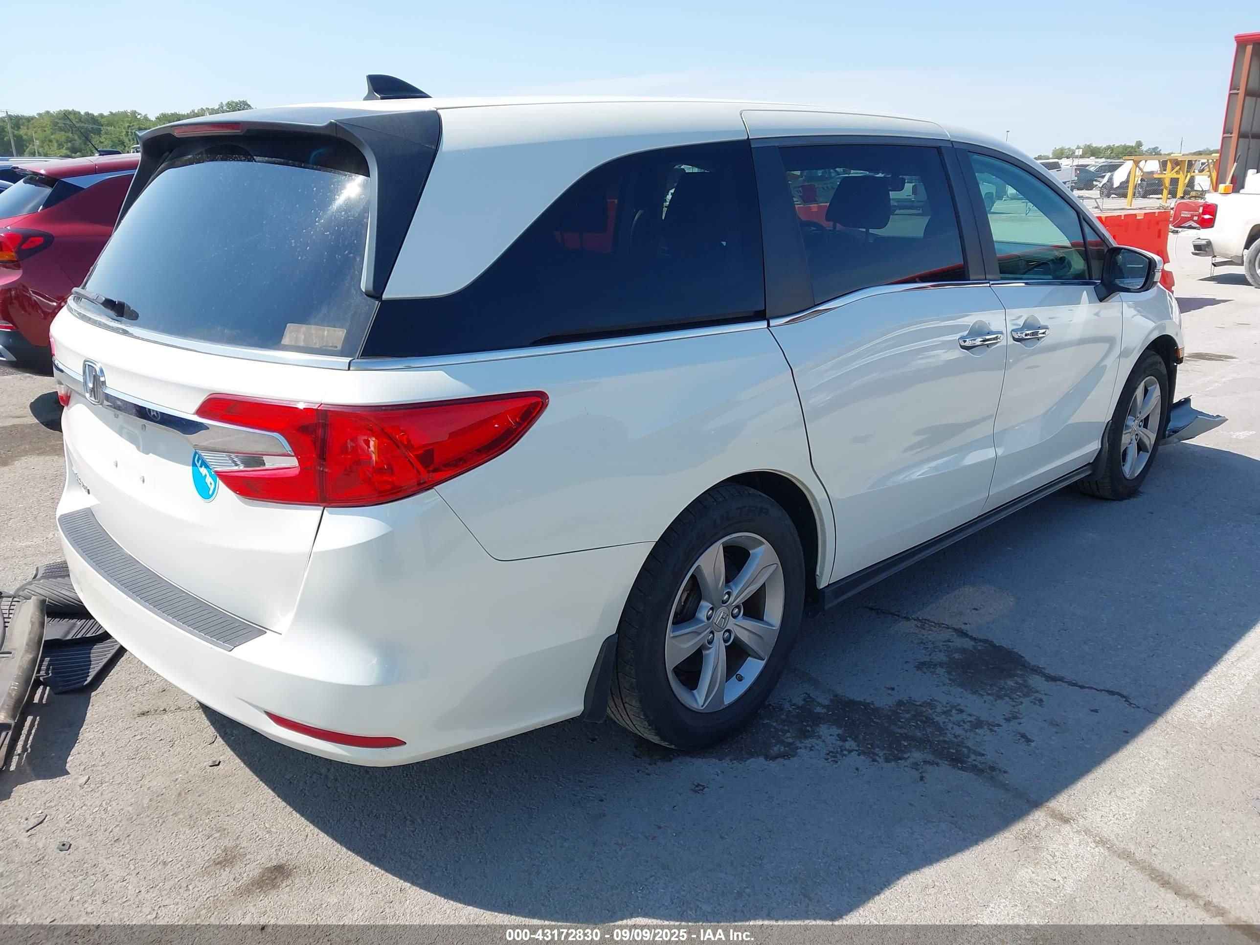 HONDA ODYSSEY image 4