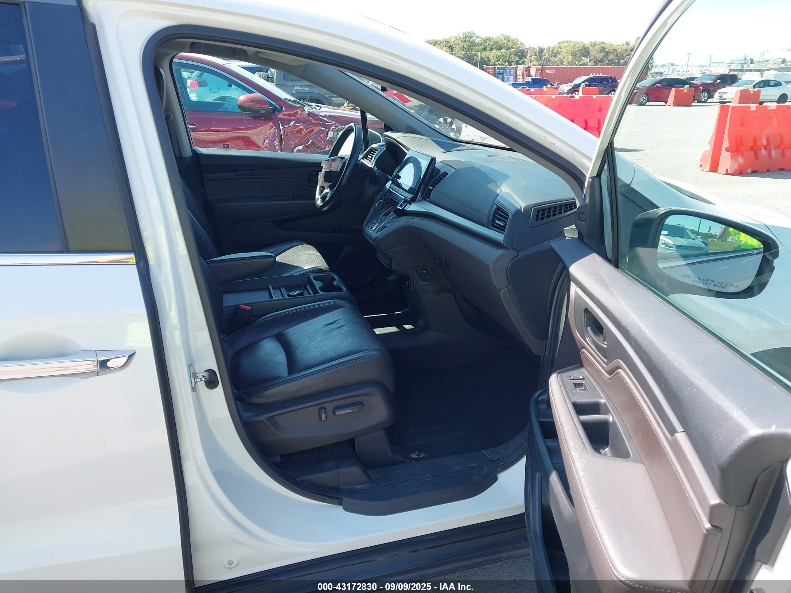 HONDA ODYSSEY image 5
