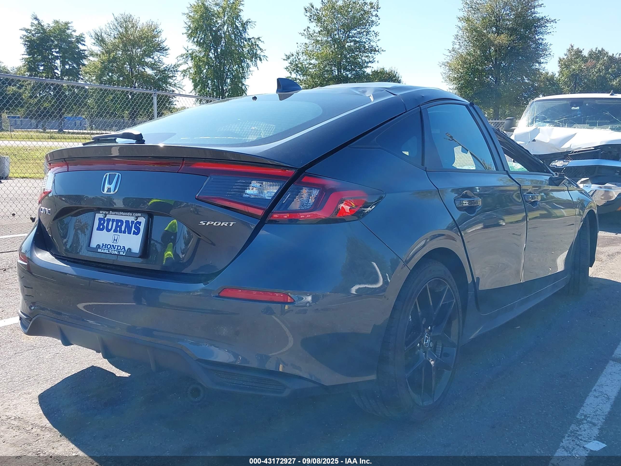 HONDA CIVIC image 4