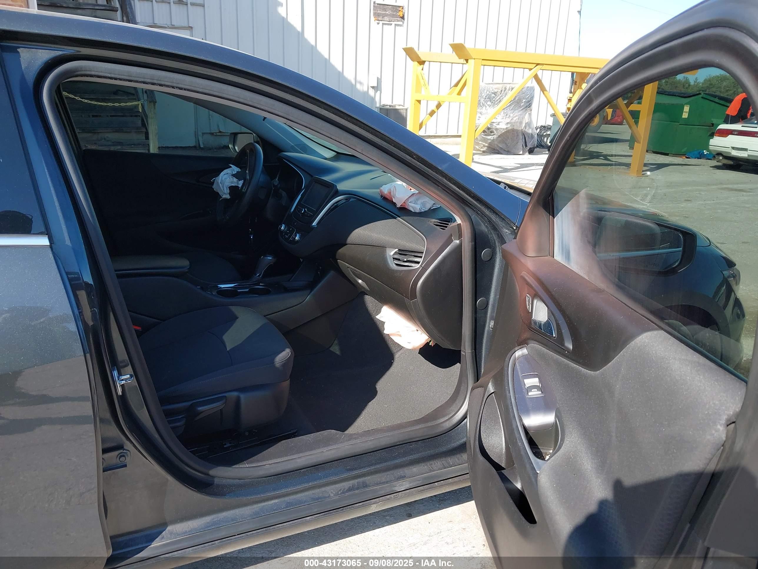 CHEVROLET MALIBU image 5