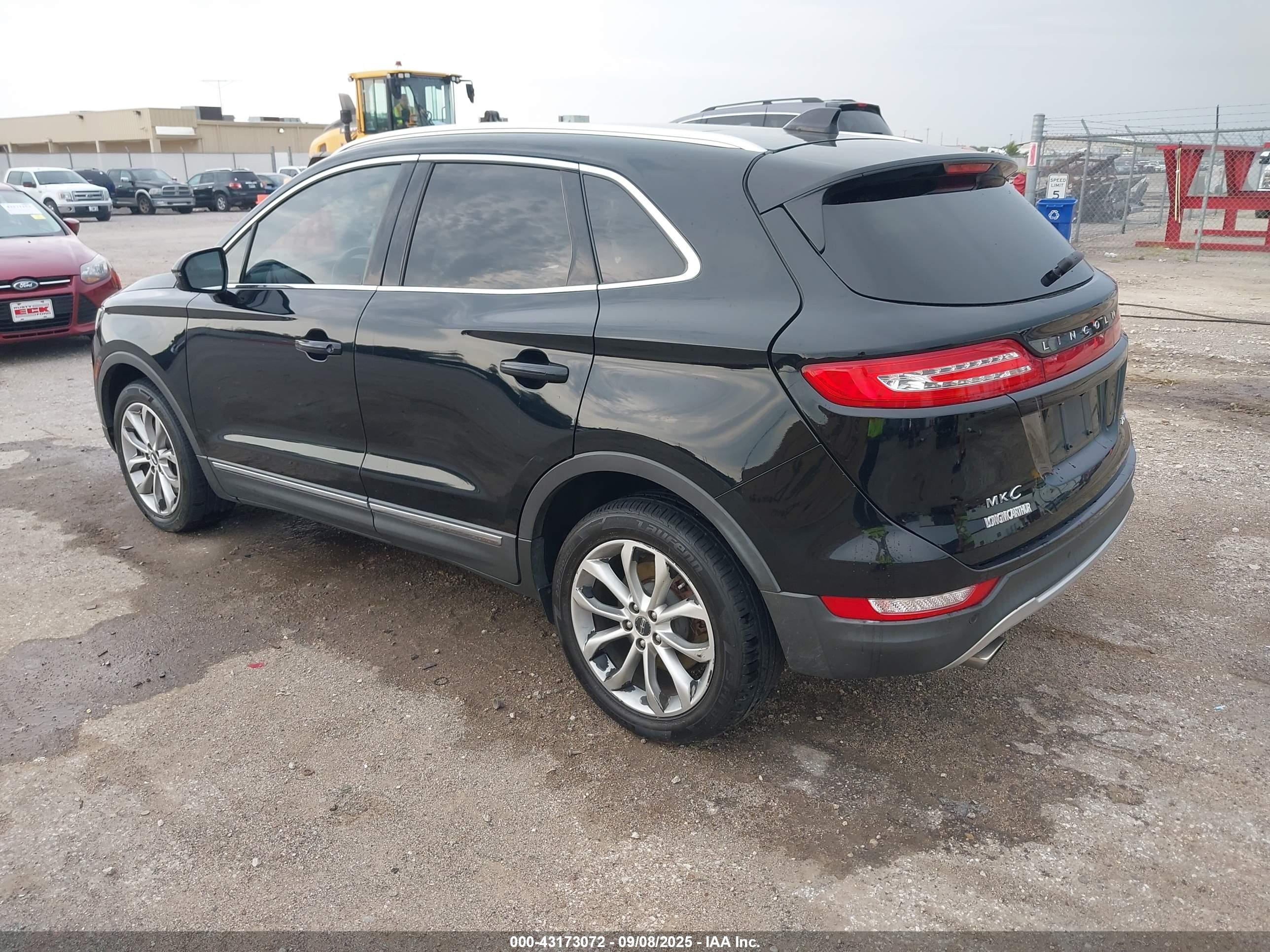 LINCOLN MKC image 3