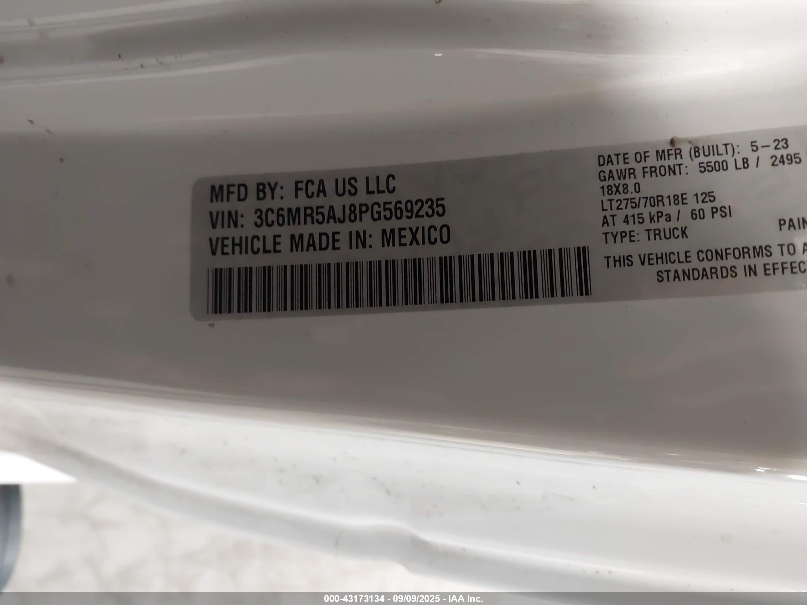 RAM 2500 image 9