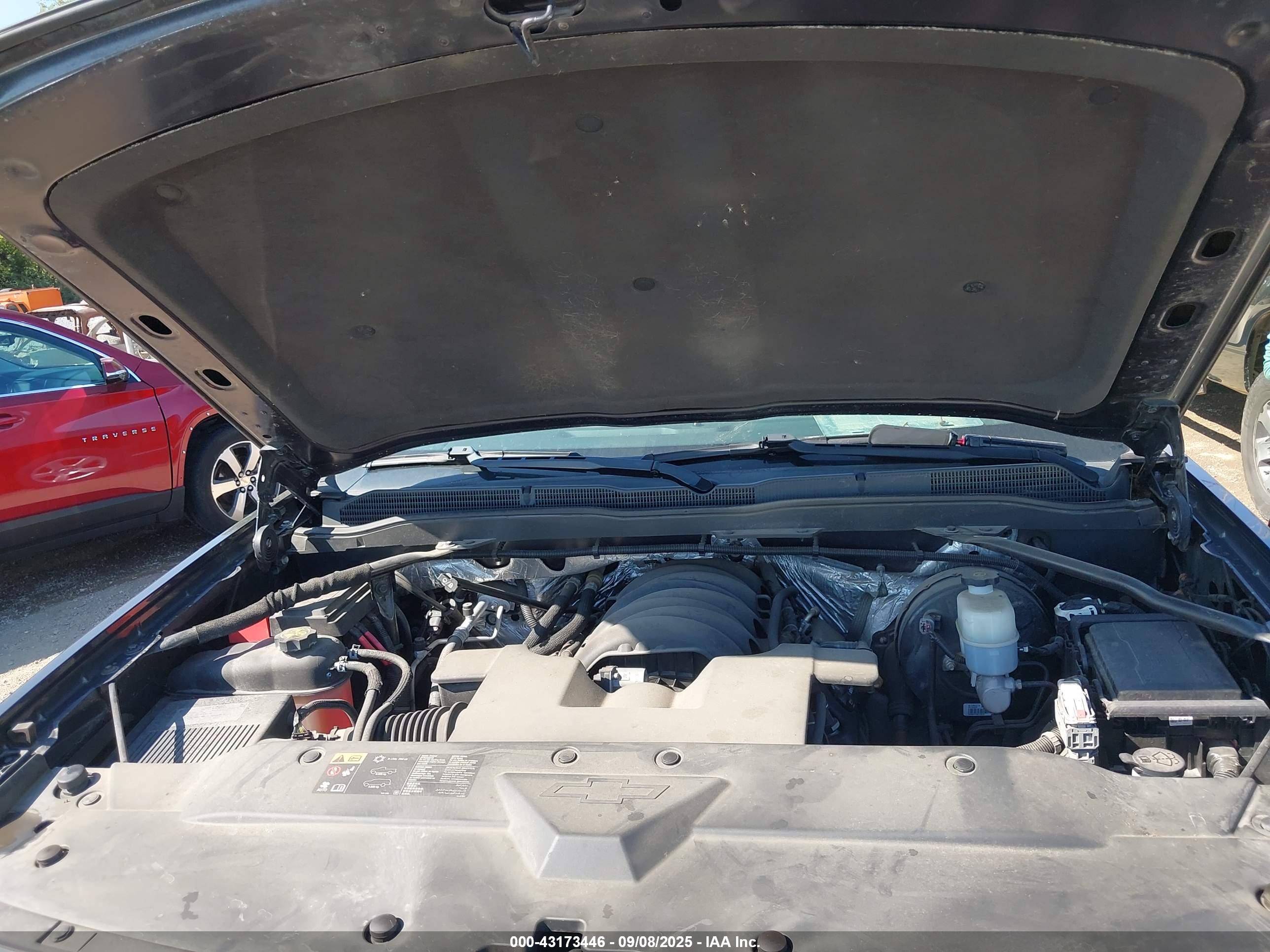 CHEVROLET SILVERADO image 10