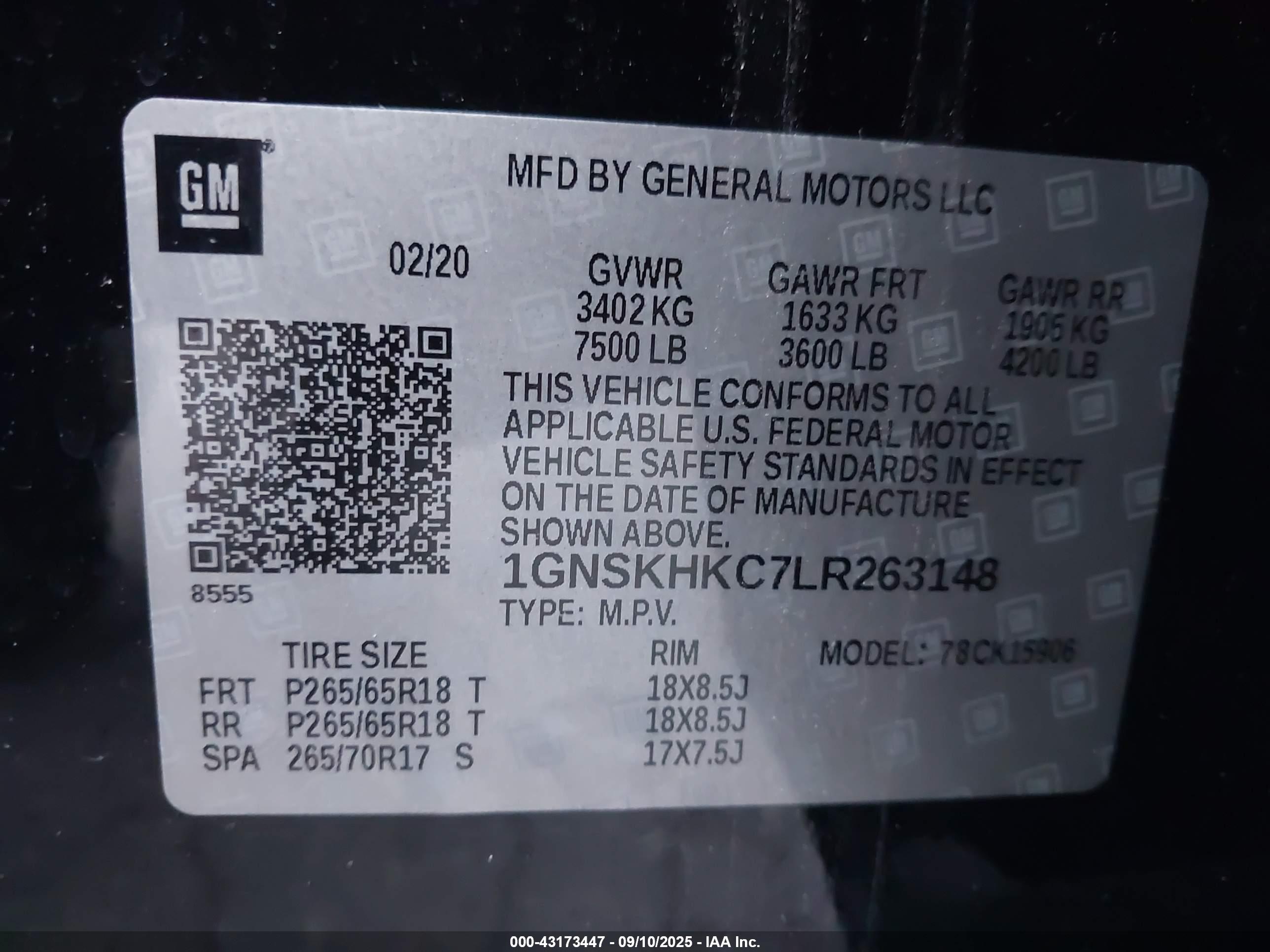 CHEVROLET SUBURBAN image 9