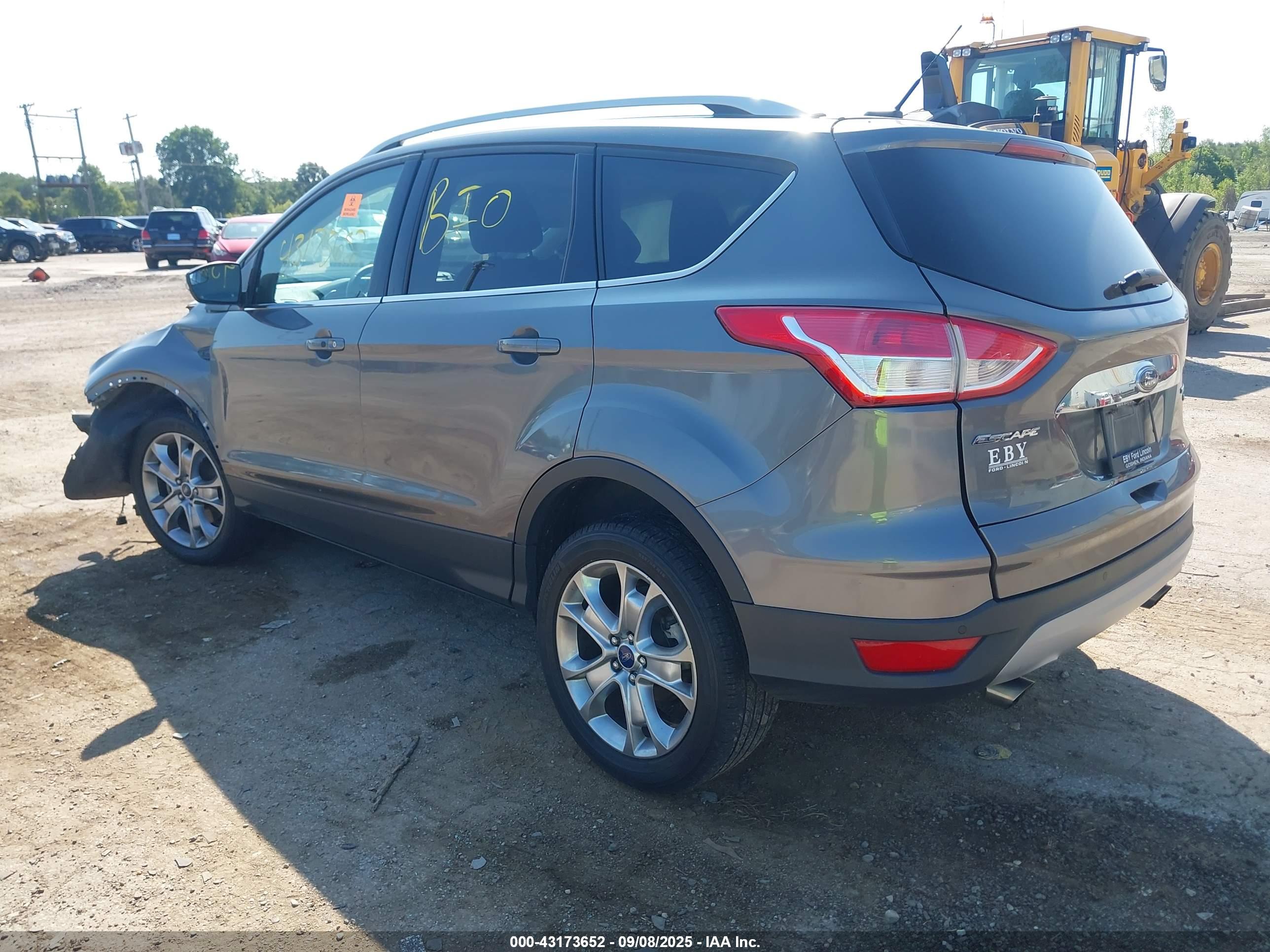 FORD ESCAPE image 3