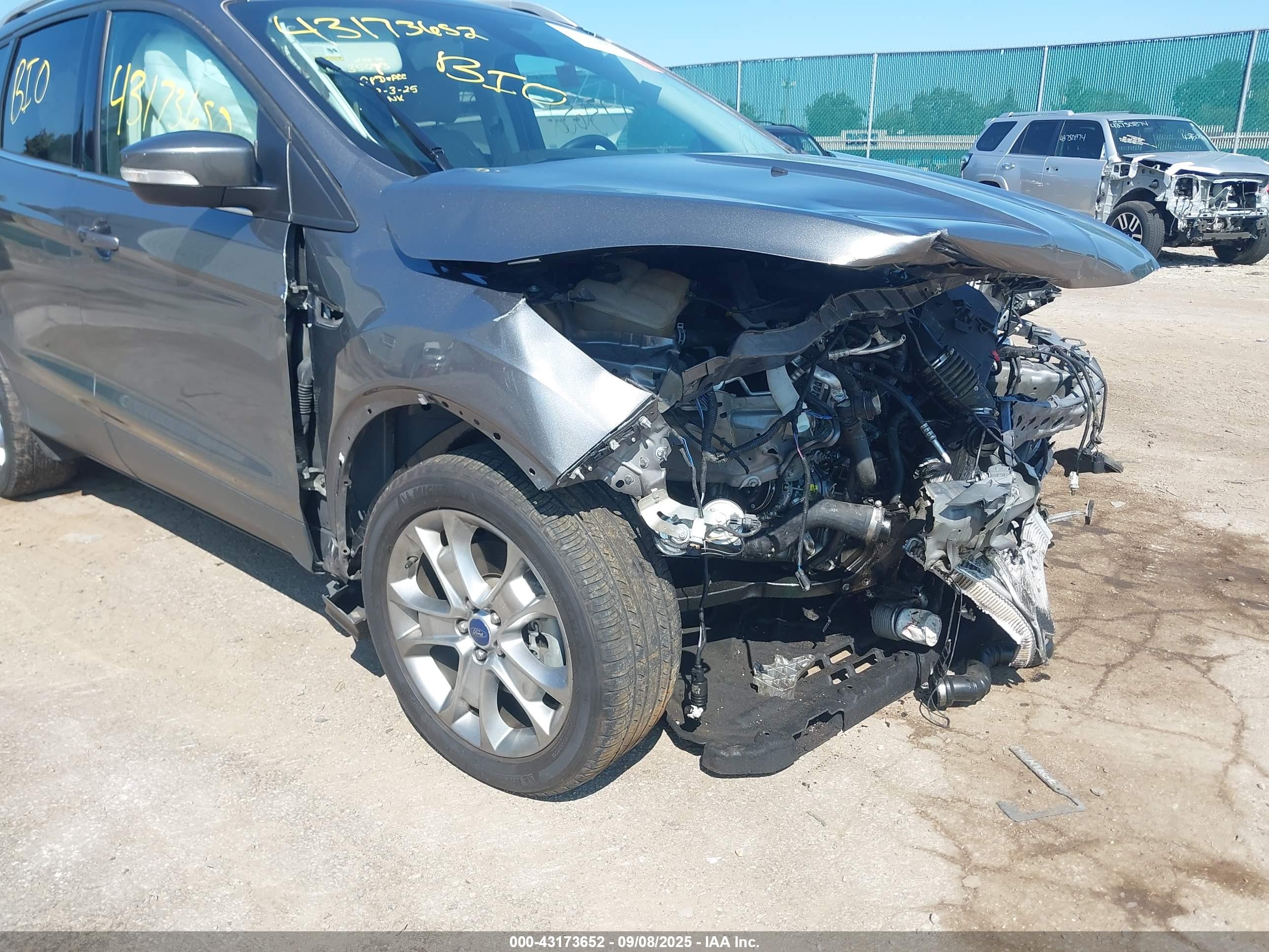 FORD ESCAPE image 6