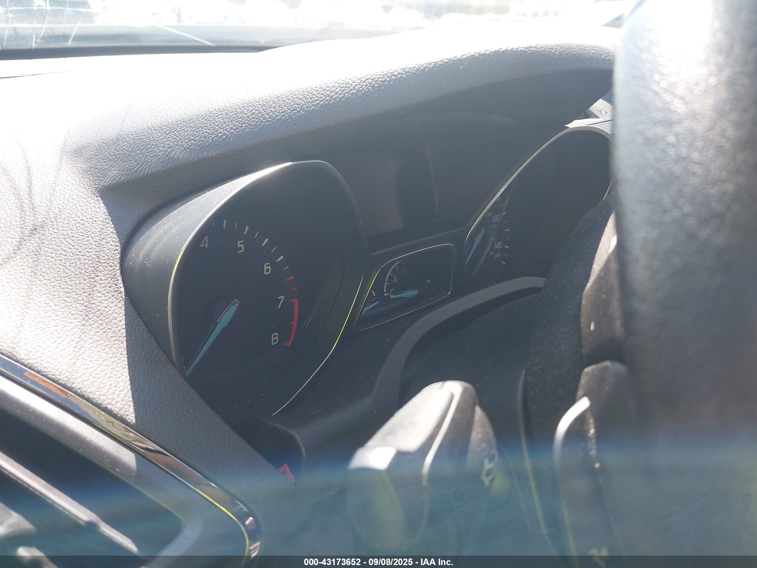 FORD ESCAPE image 7