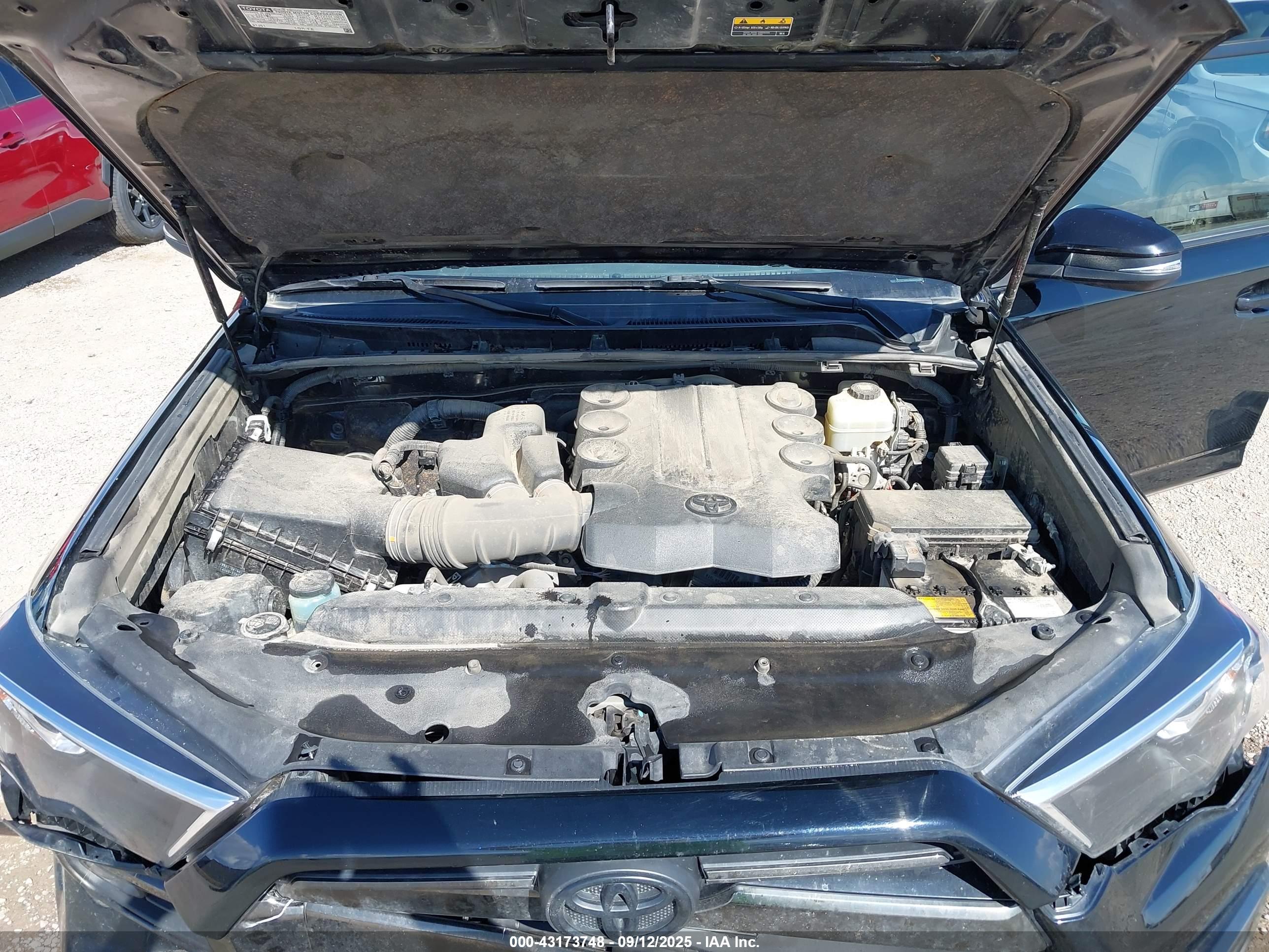 TOYOTA 4RUNNER image 10