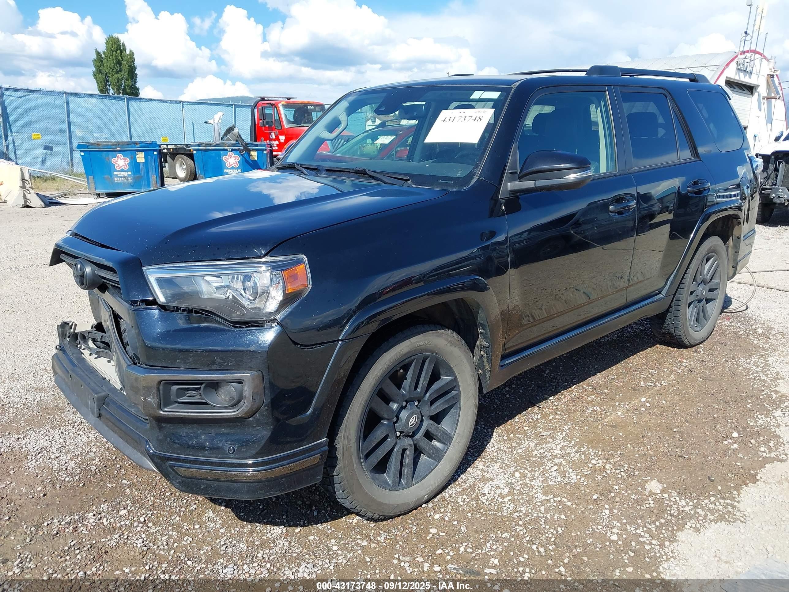 TOYOTA 4RUNNER image 2
