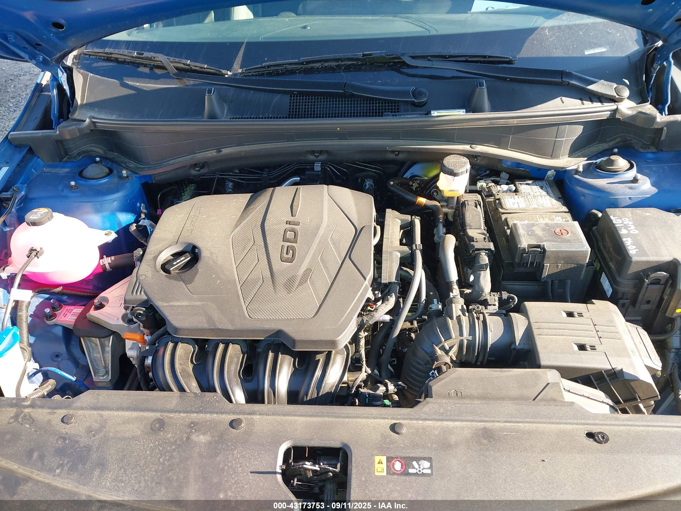 KIA SPORTAGE image 10