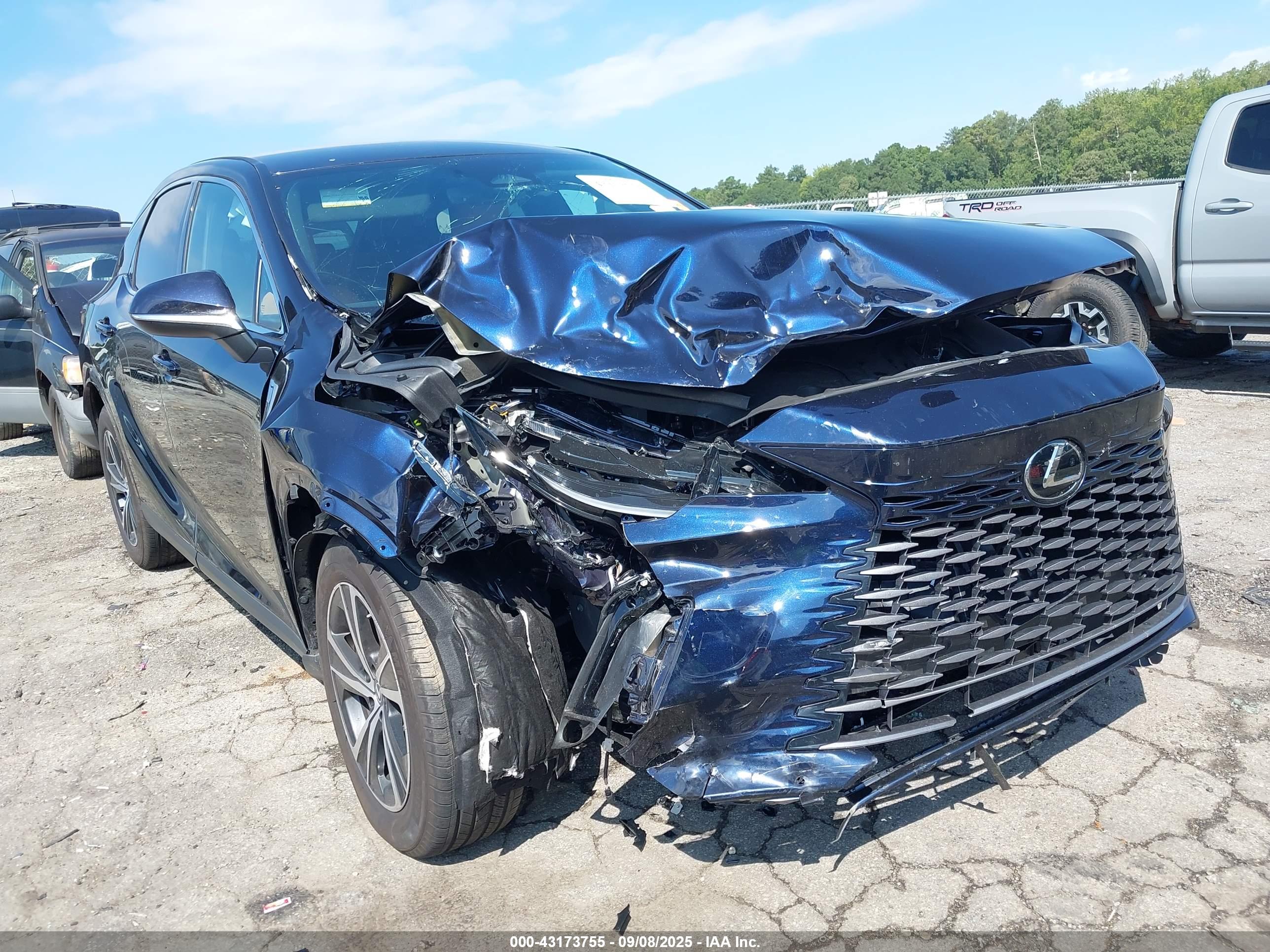 LEXUS RX image 6