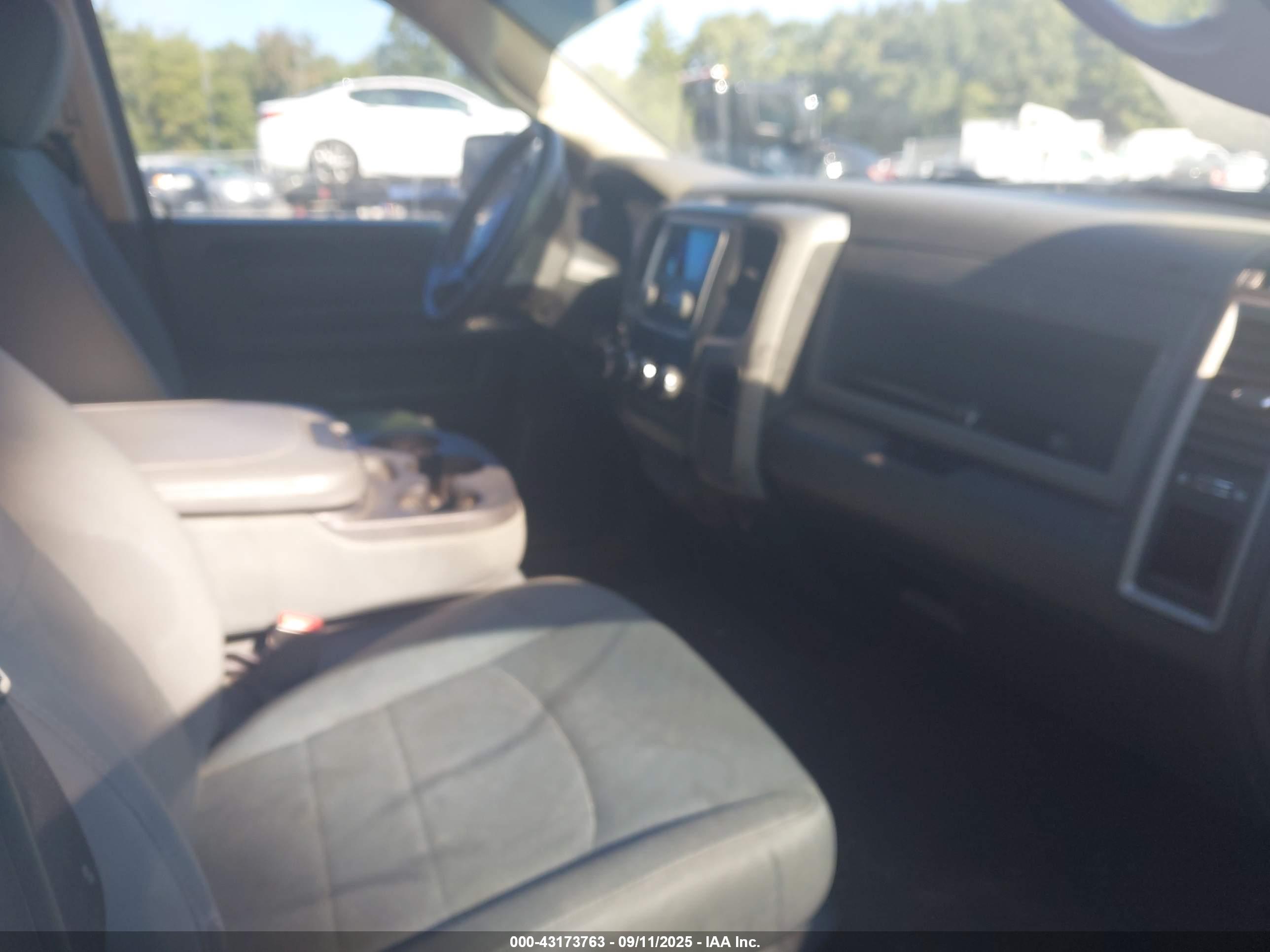 RAM 1500 image 5