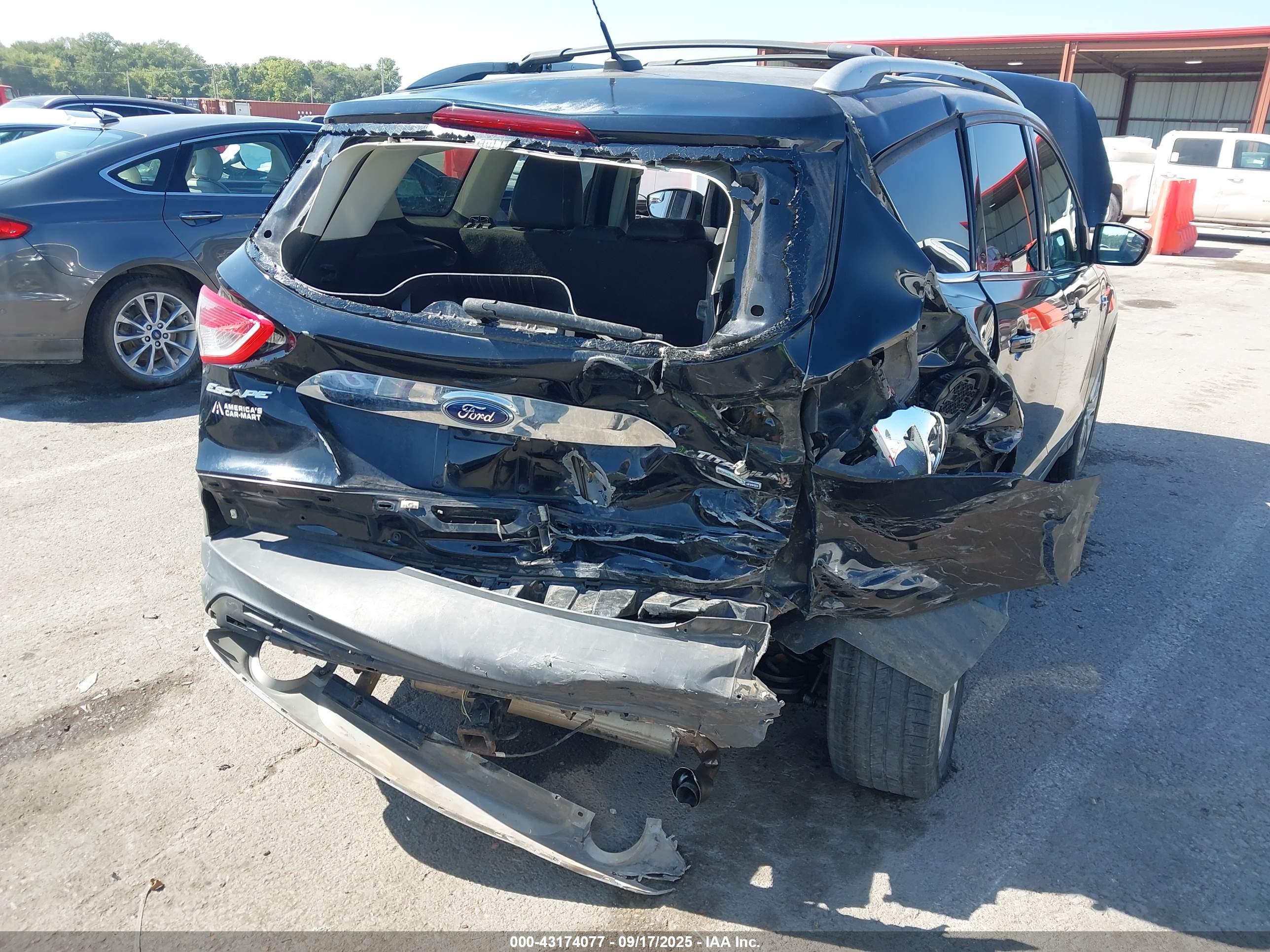 FORD ESCAPE image 6