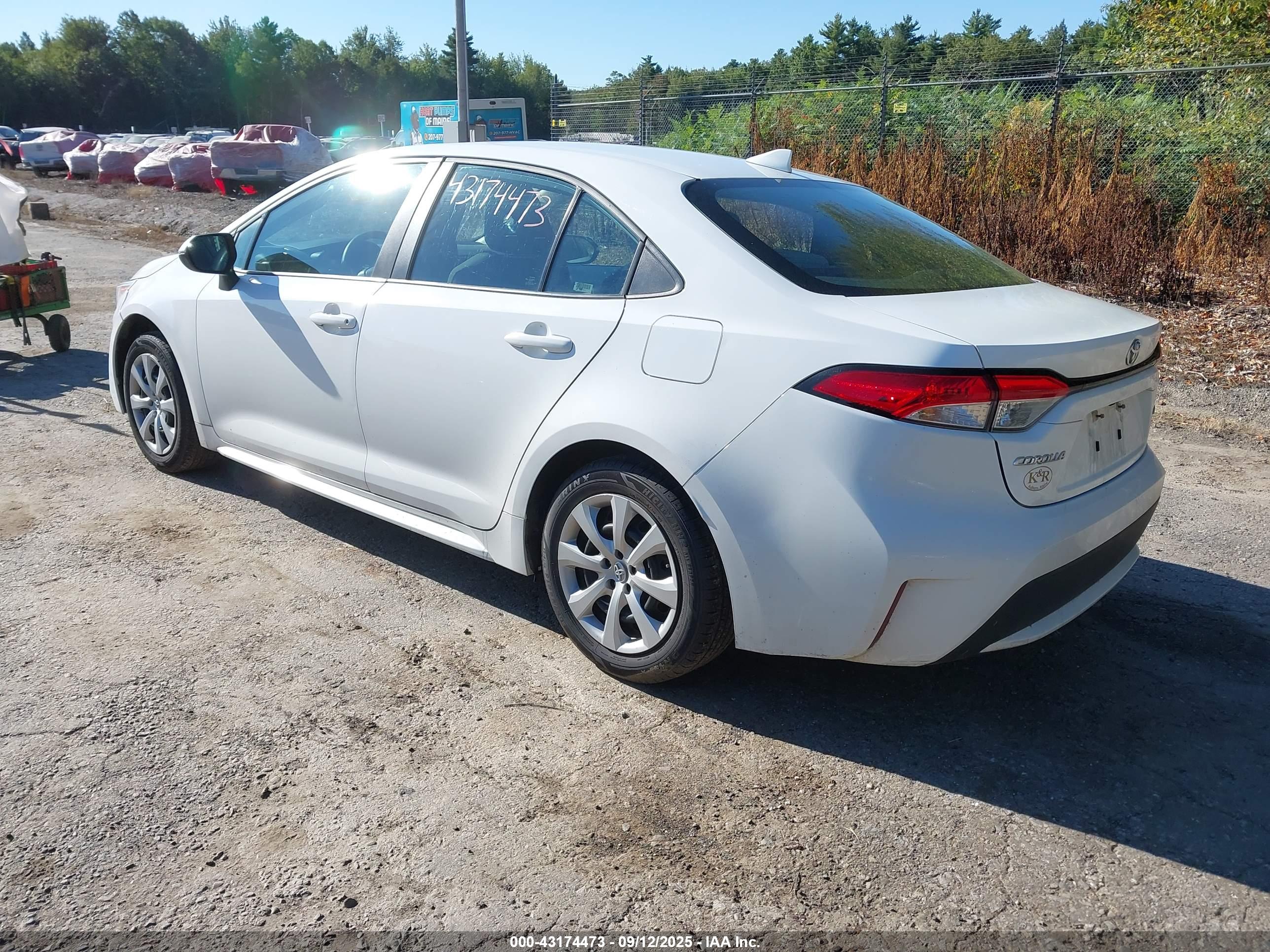 TOYOTA COROLLA image 3