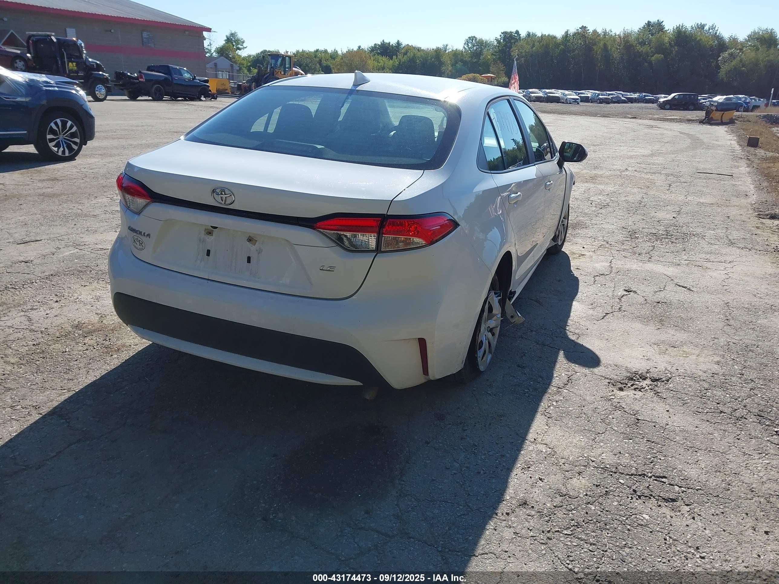 TOYOTA COROLLA image 4