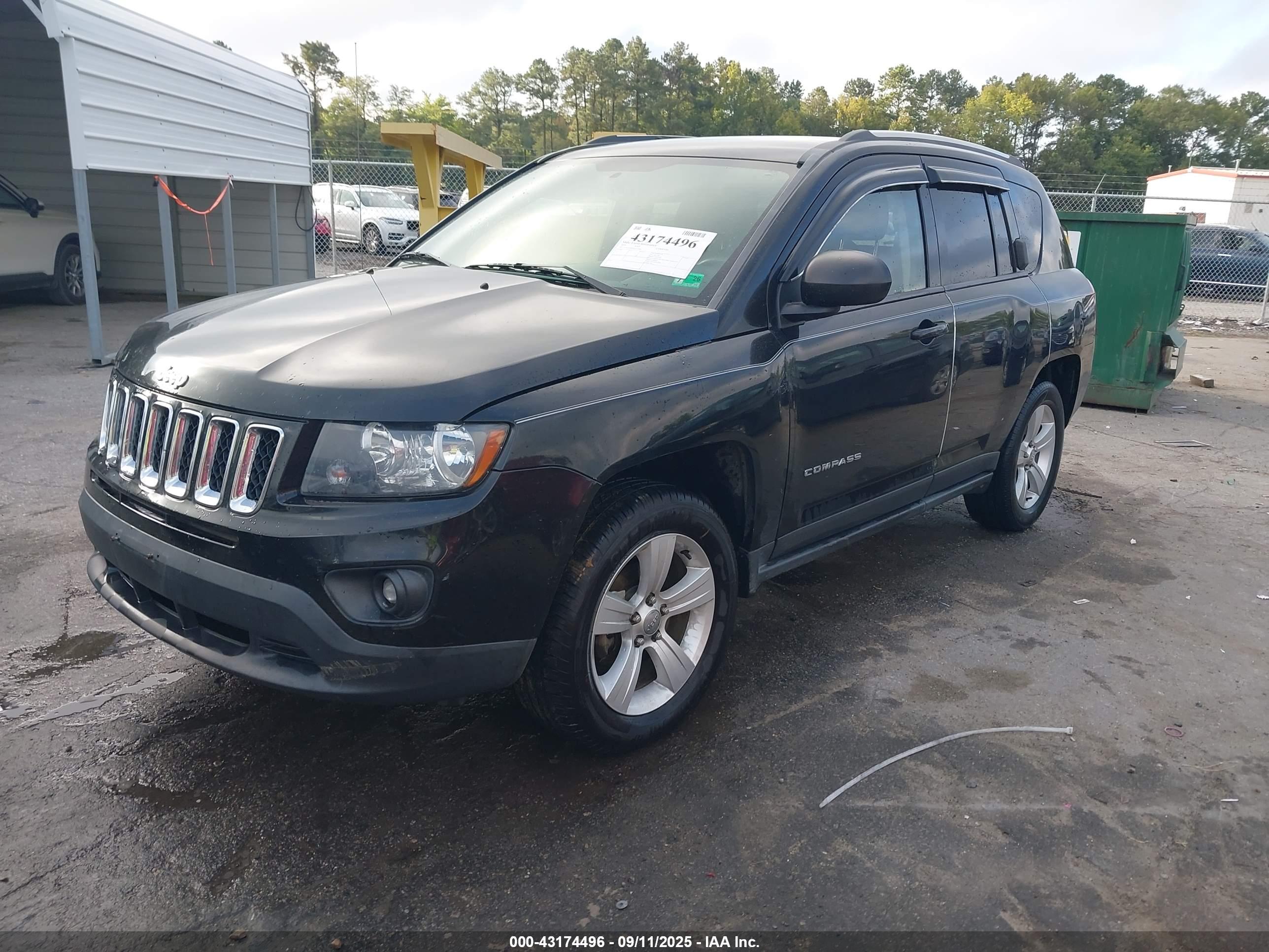 JEEP COMPASS image 2