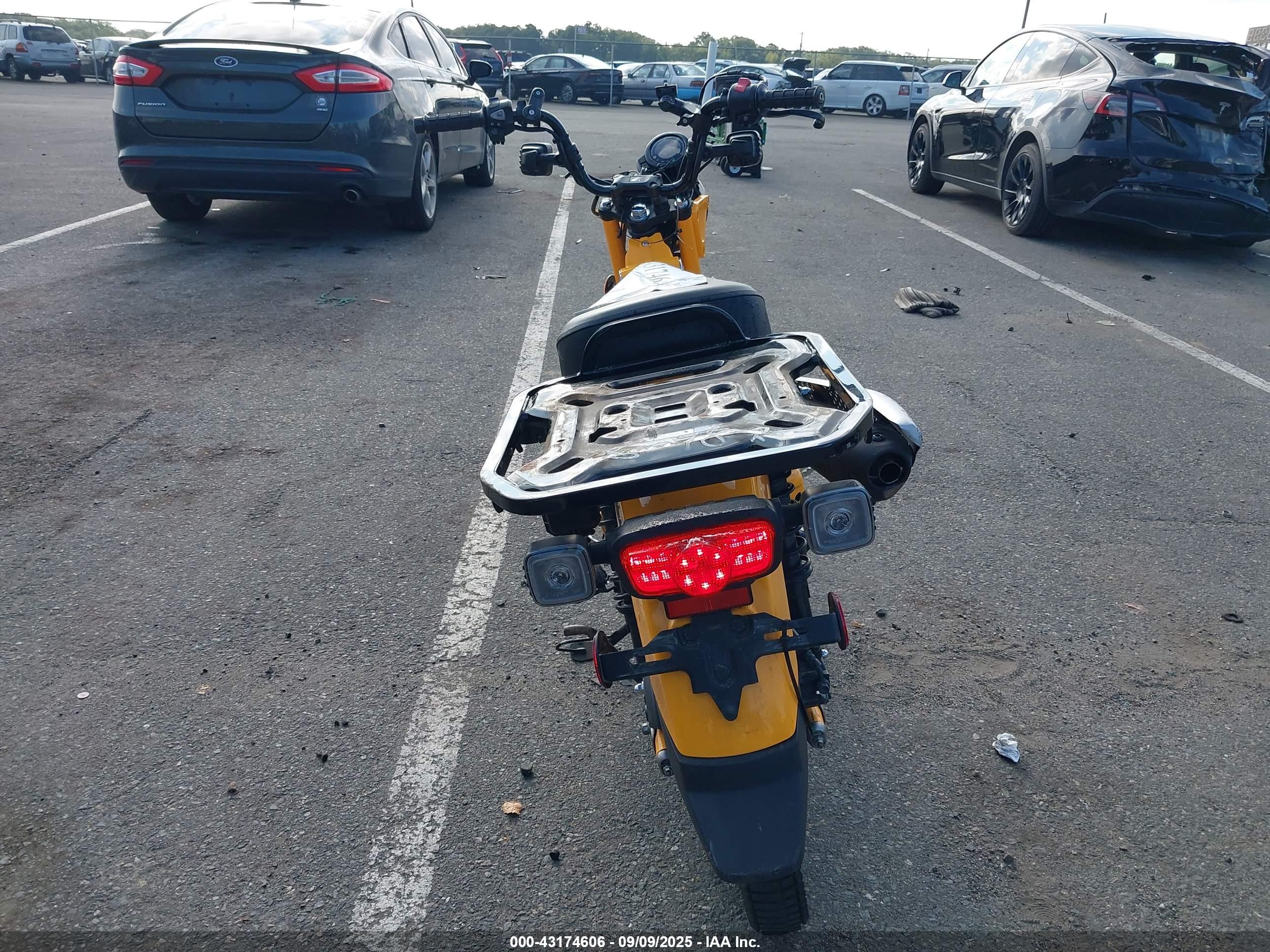 HONDA CT125 image 6