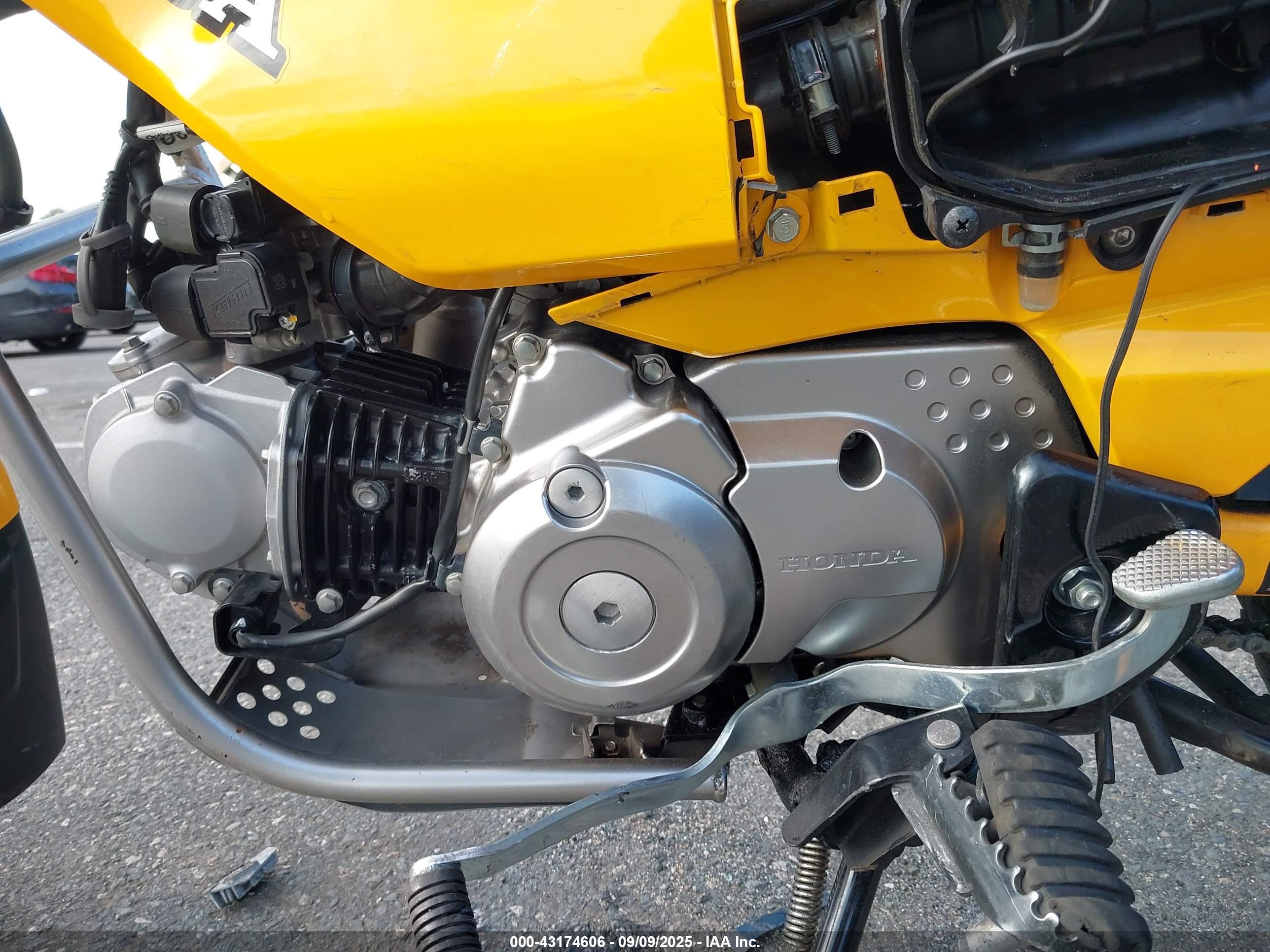 HONDA CT125 image 9