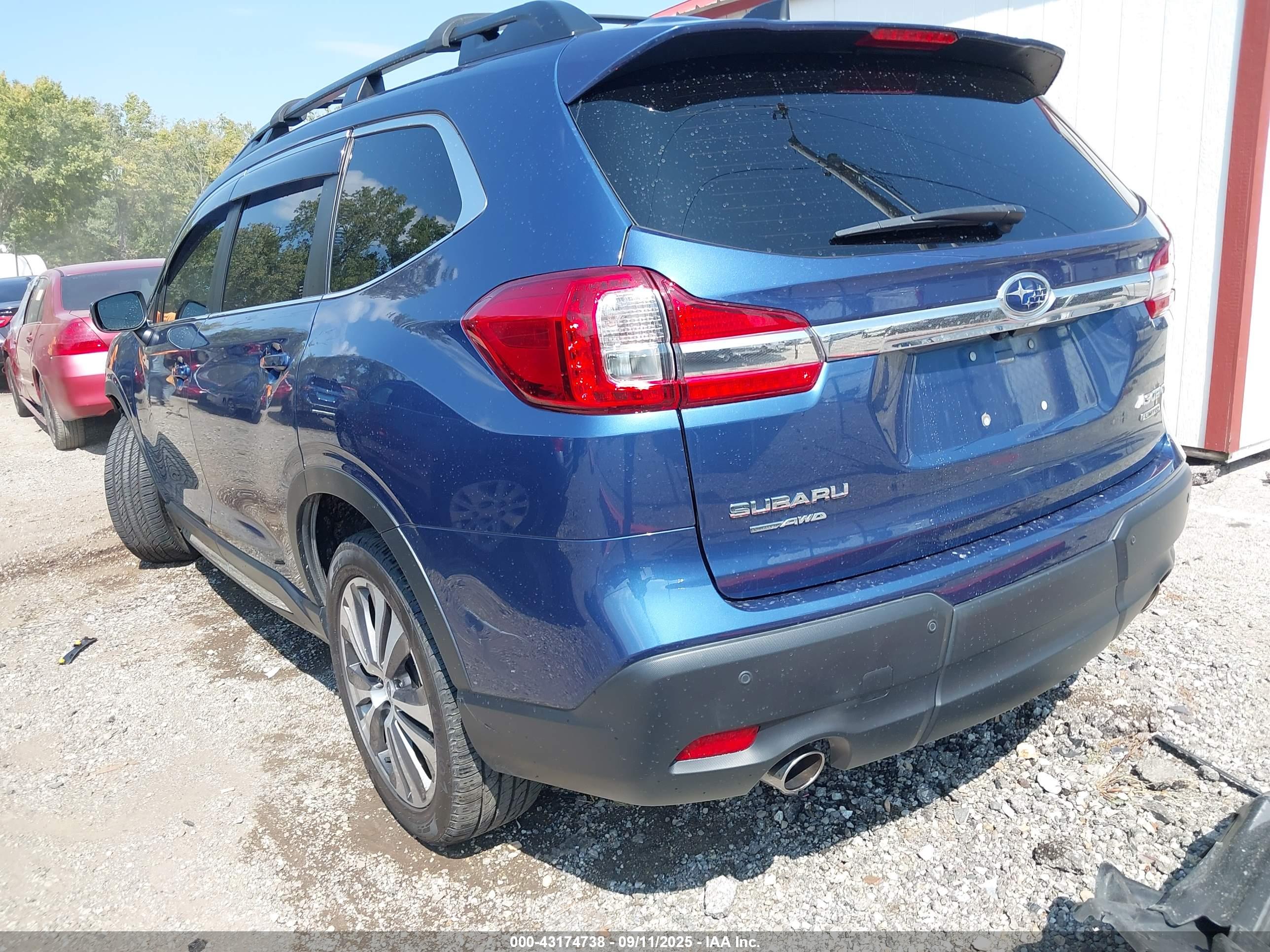 SUBARU ASCENT image 3