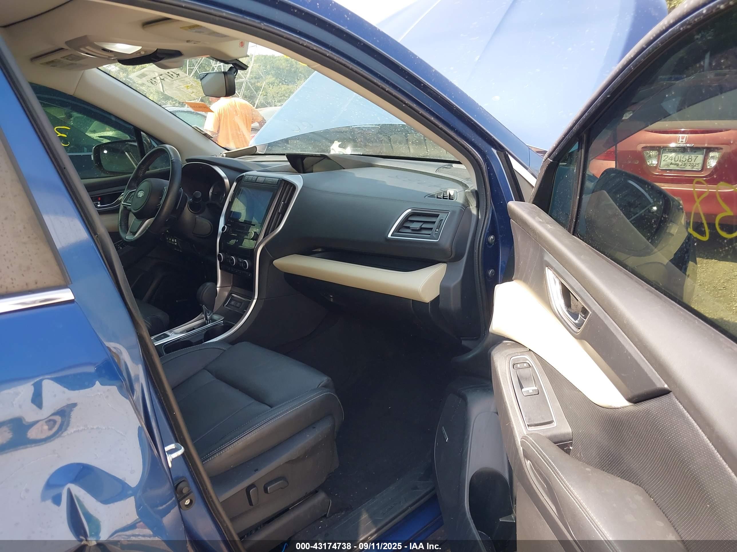 SUBARU ASCENT image 5