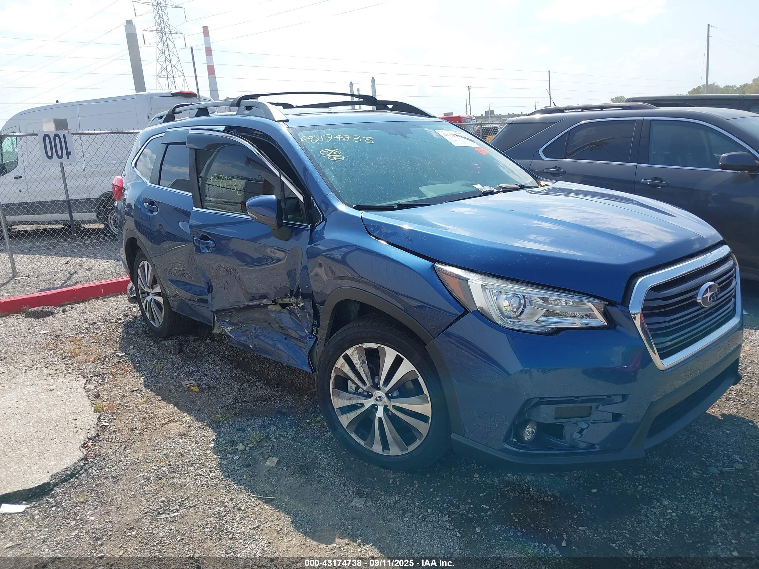 SUBARU ASCENT image 6
