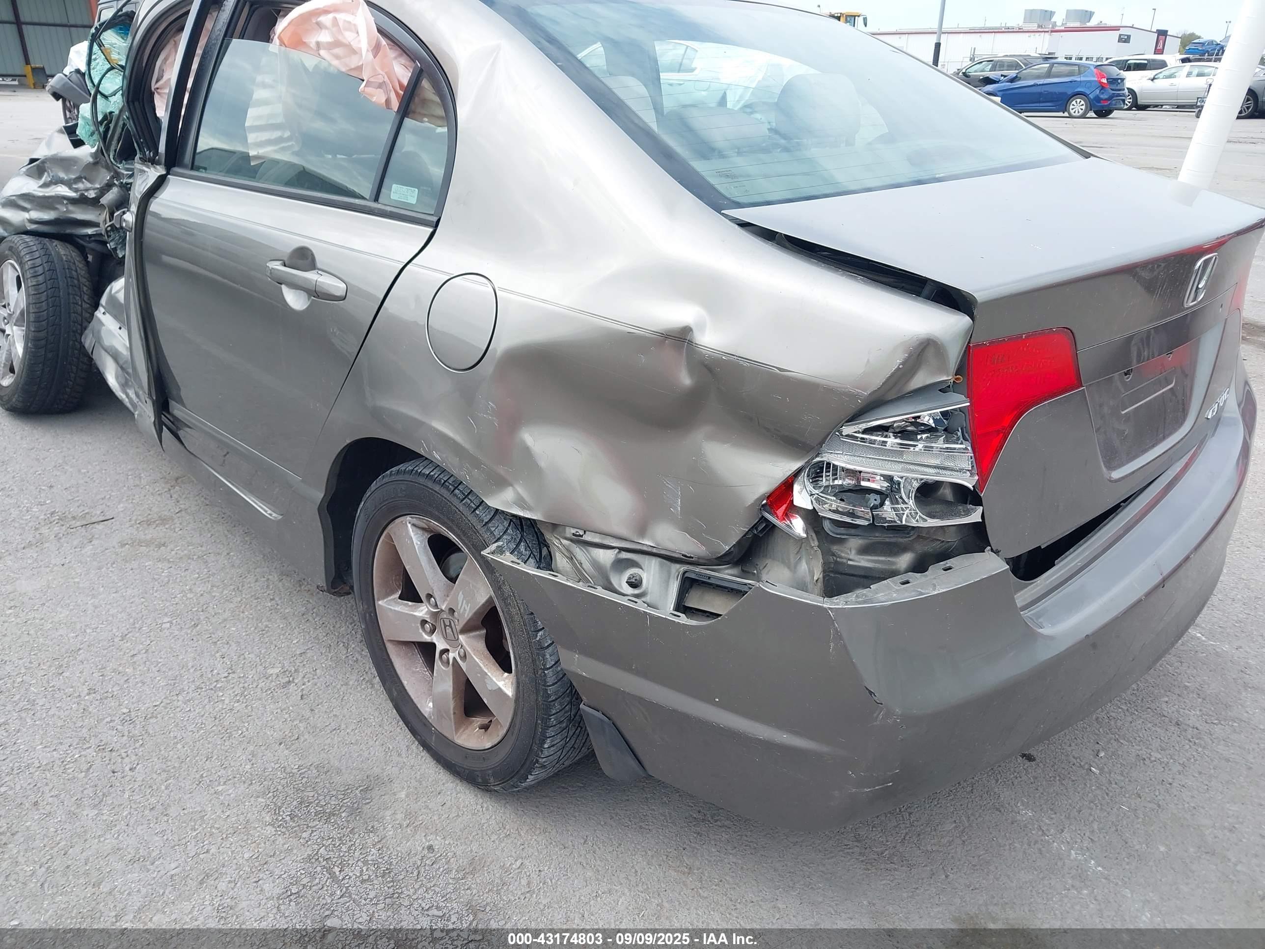 HONDA CIVIC image 6