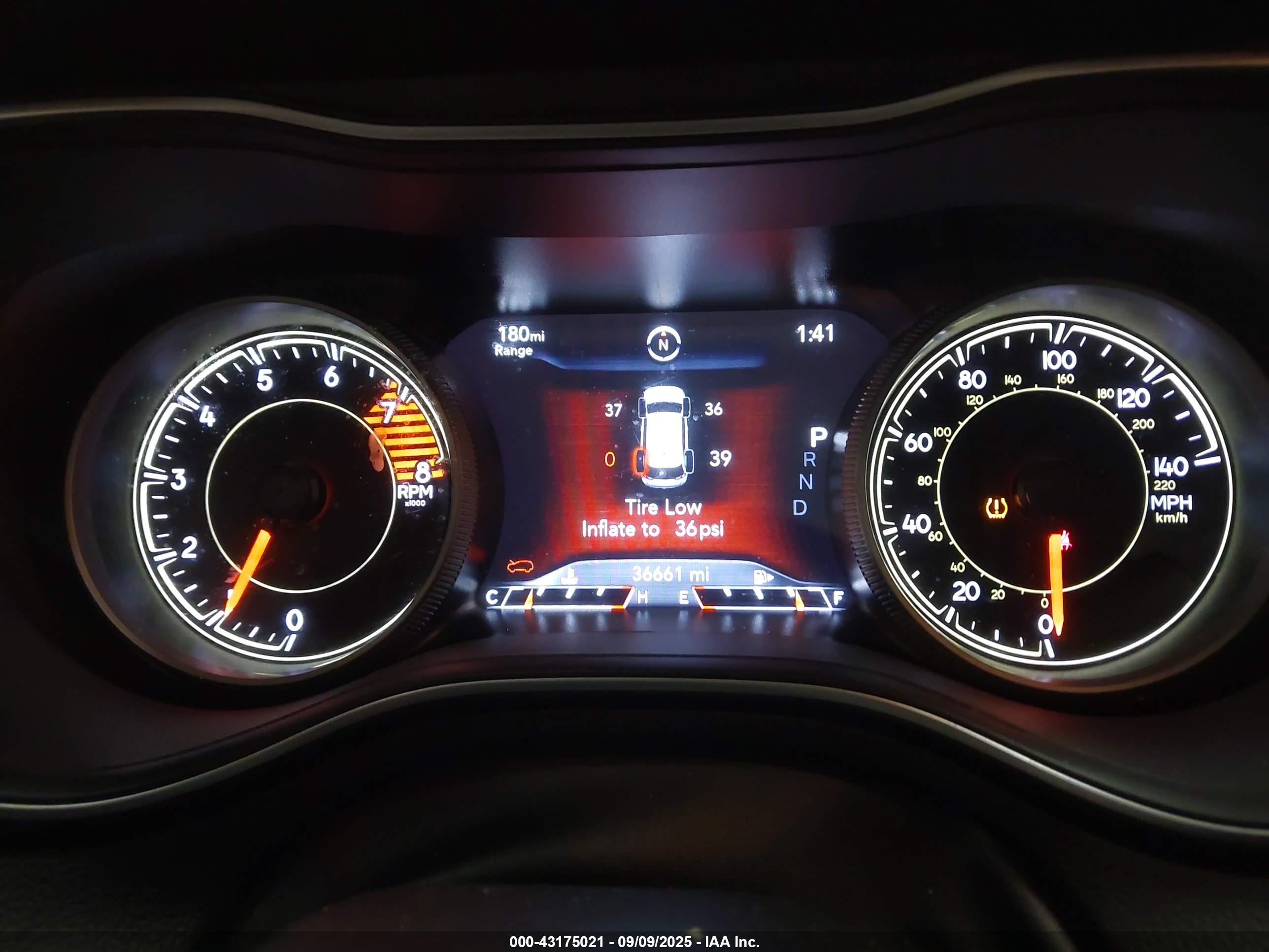 JEEP CHEROKEE image 7