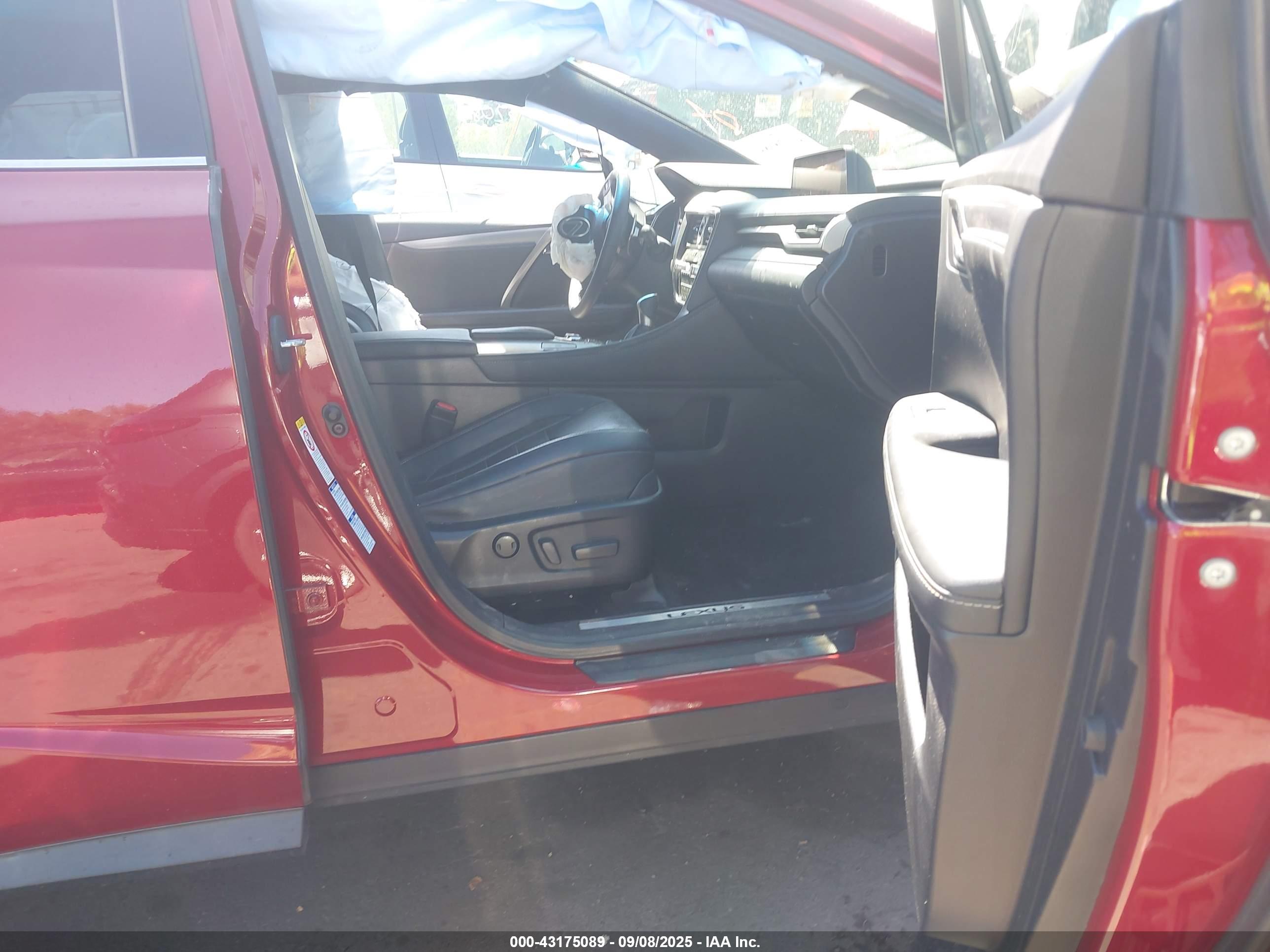 LEXUS RX image 5