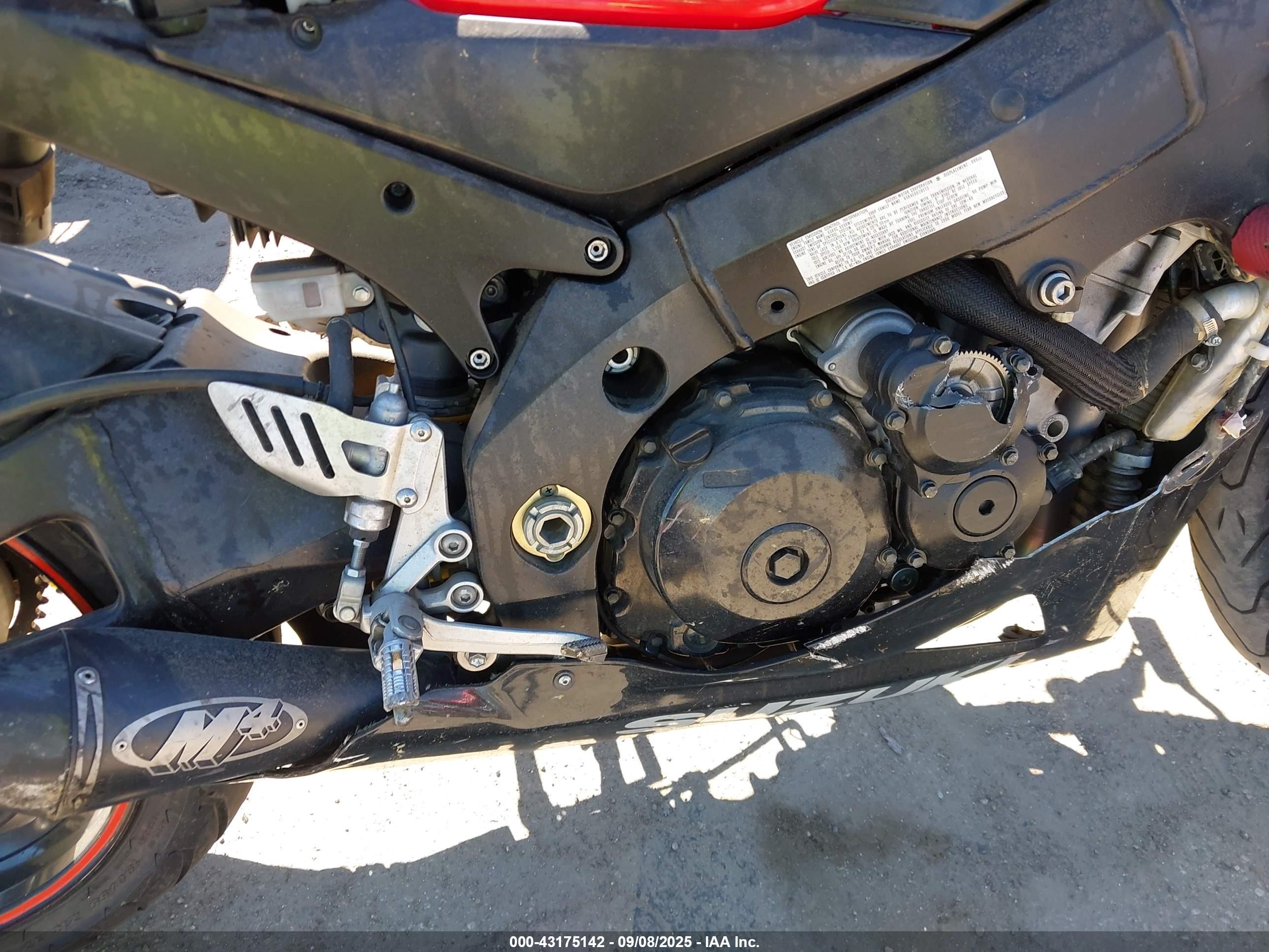 SUZUKI GSX-R1000 image 8