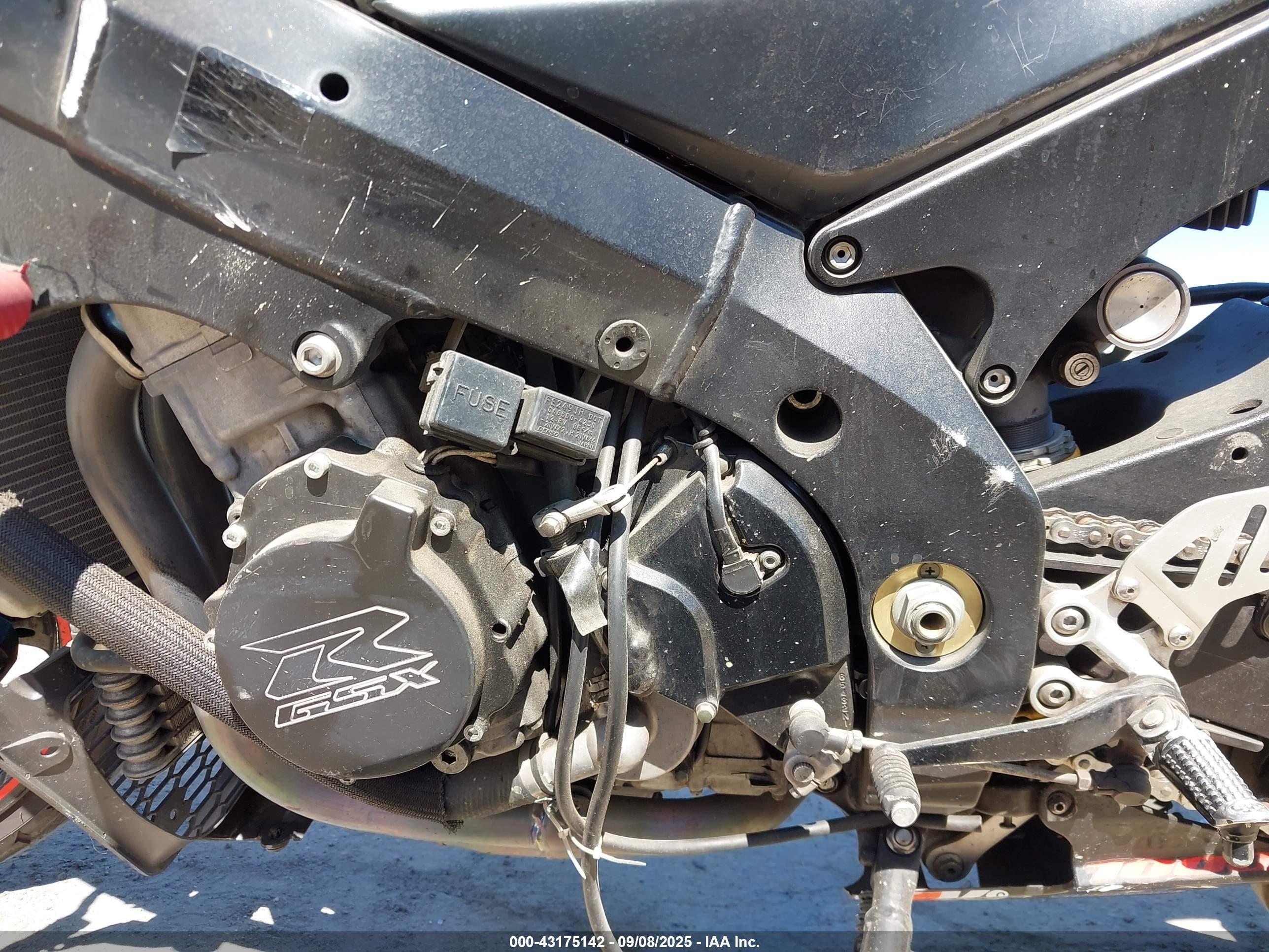 SUZUKI GSX-R1000 image 9