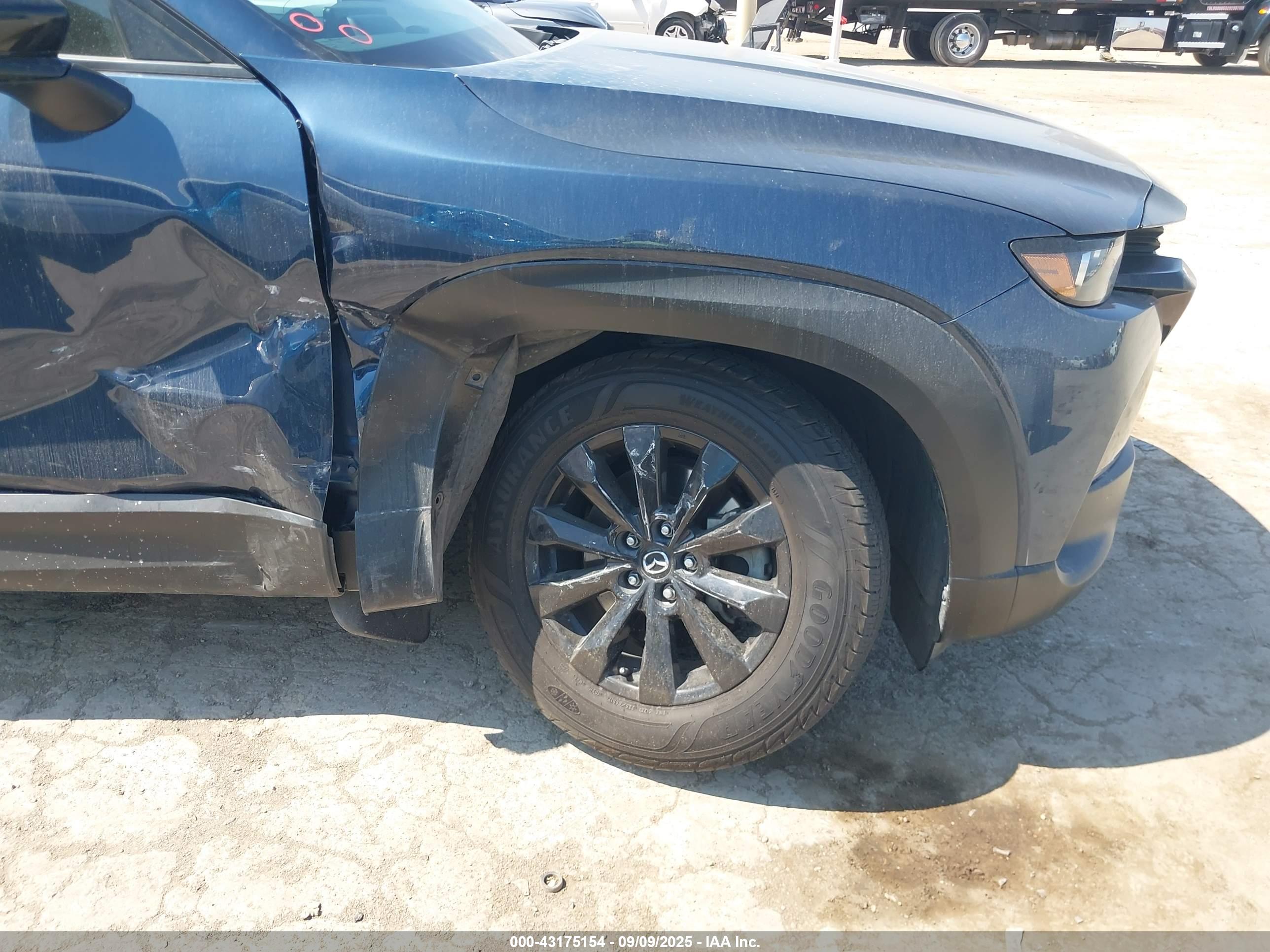 MAZDA CX-50 image 6