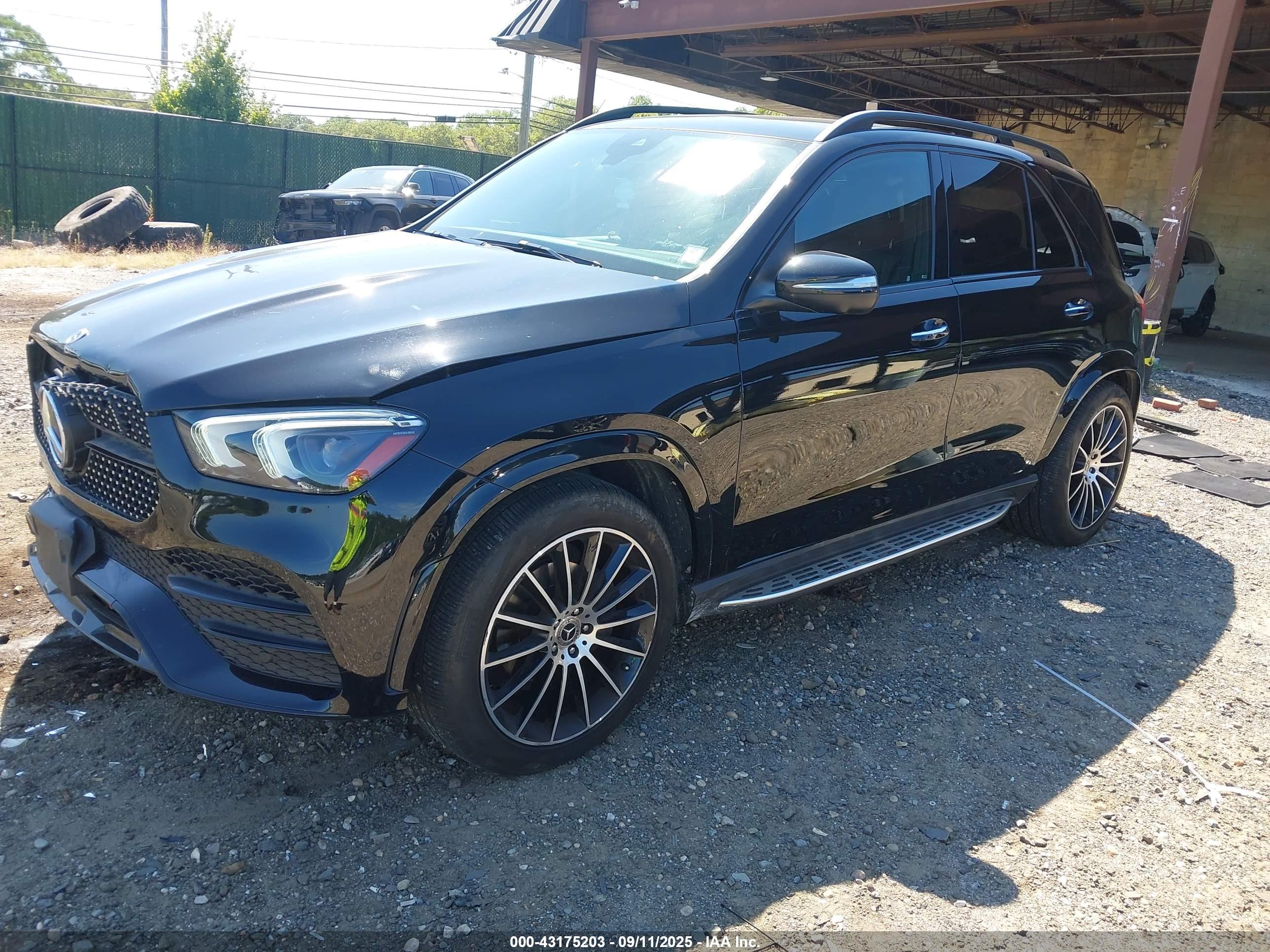 MERCEDES-BENZ GLE image 2