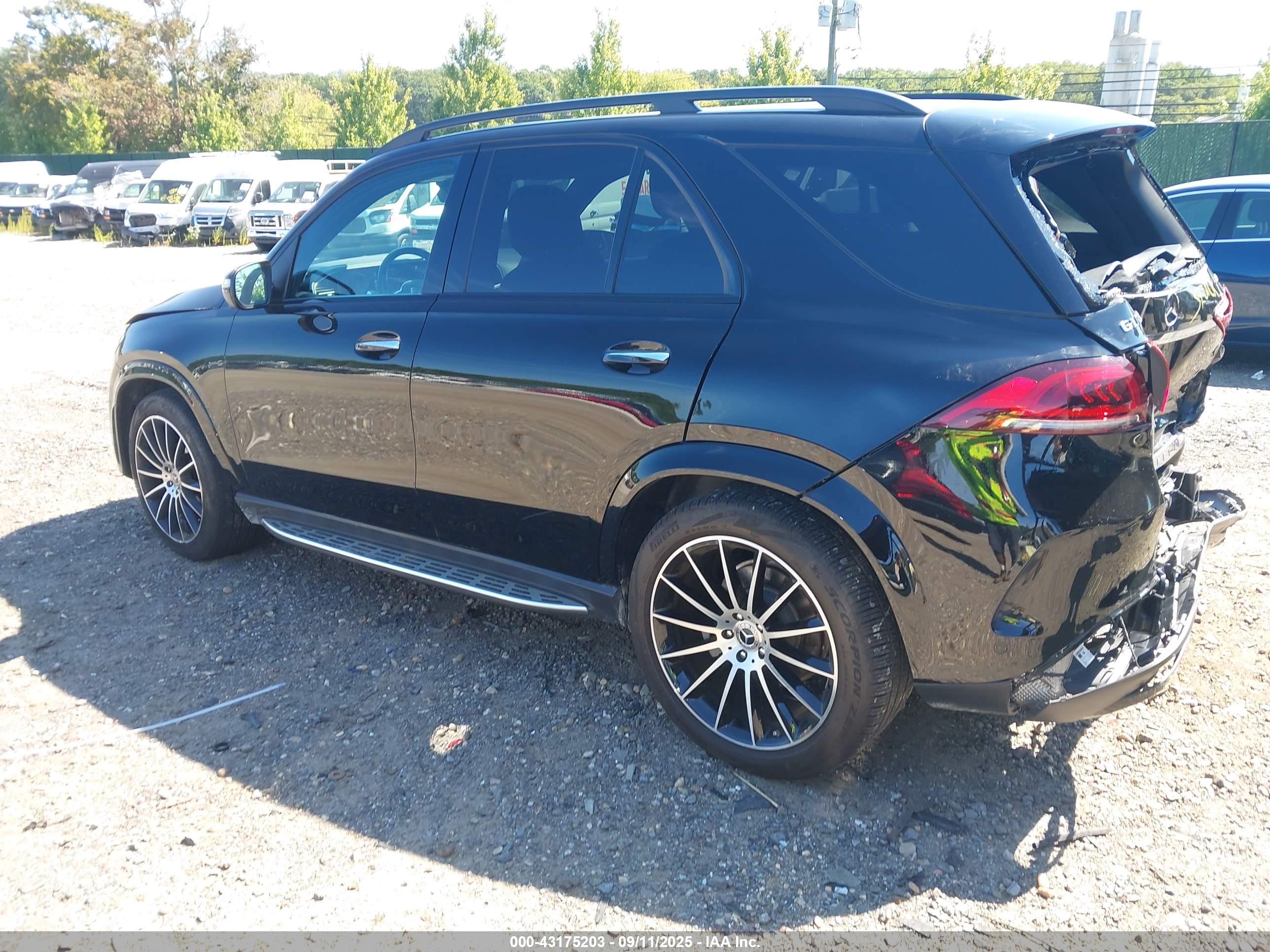 MERCEDES-BENZ GLE image 3